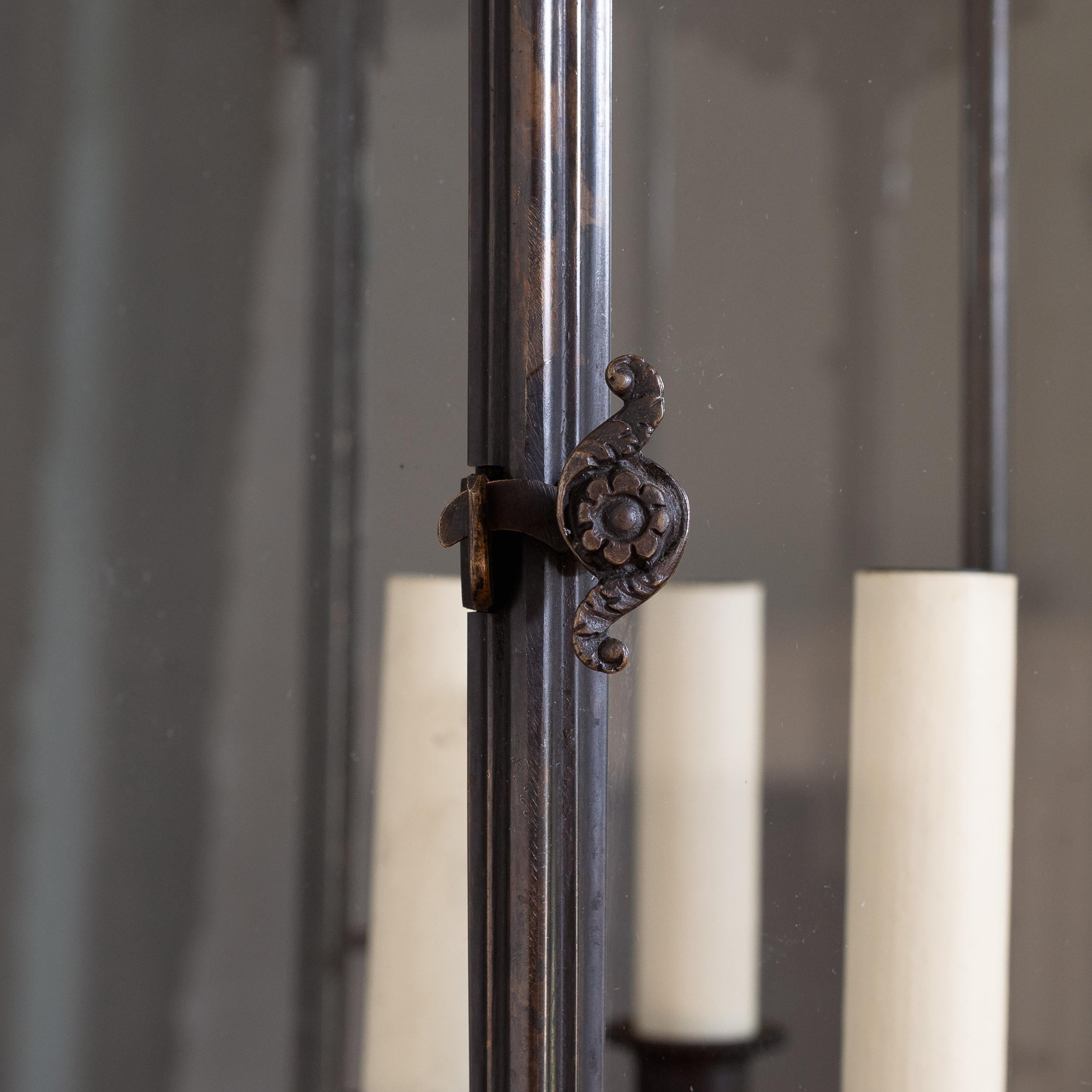 Grand Bronzed Regency Style Hallway Lantern In Good Condition For Sale In London, GB