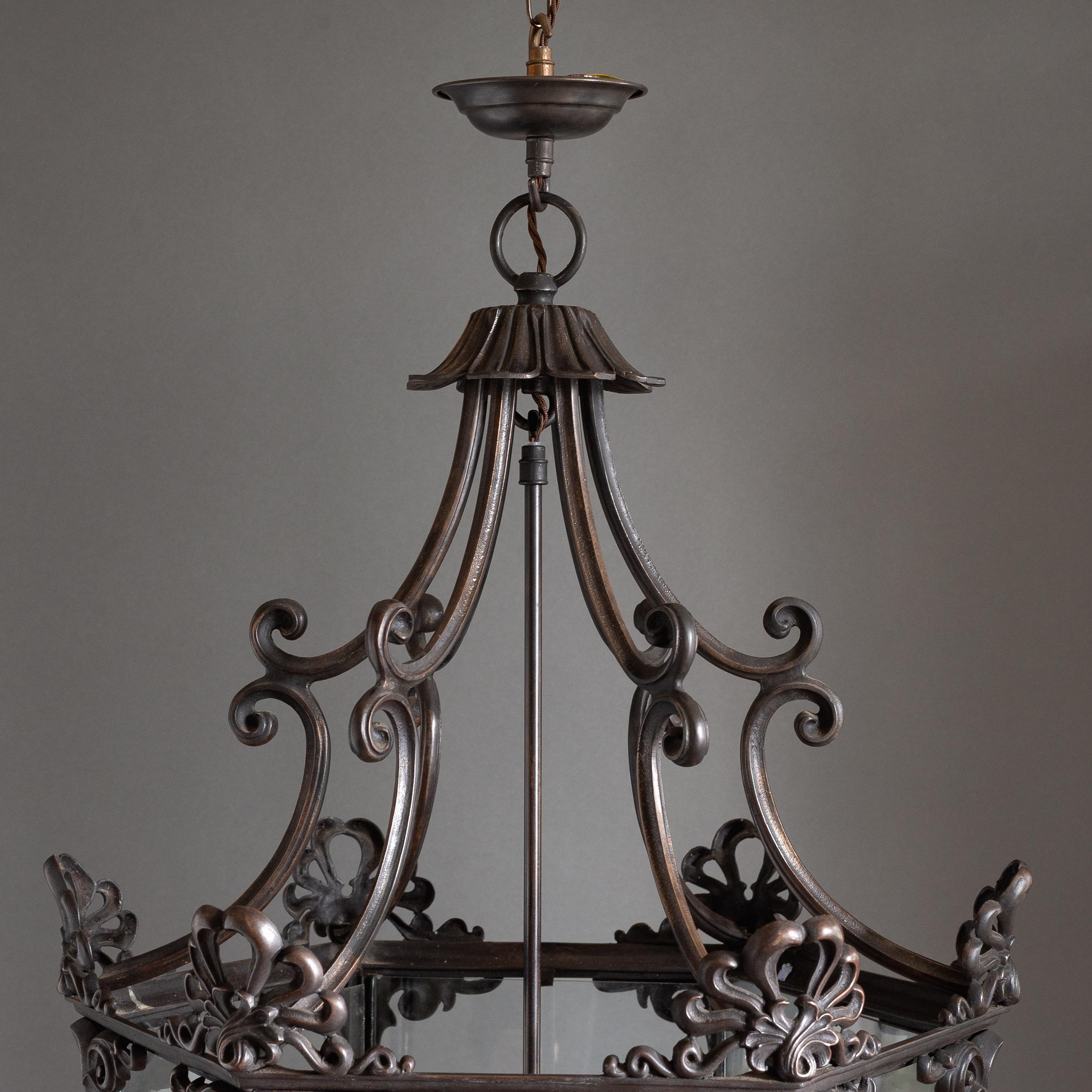 Grand Bronzed Regency Style Hallway Lantern For Sale 1