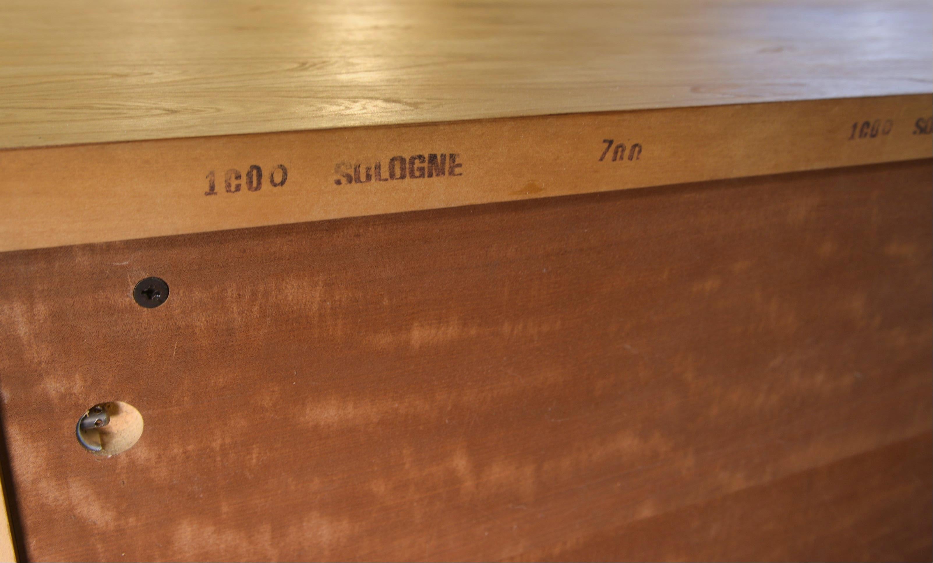 Grand buffet 4 portes en orme circa 1980's en vente 4