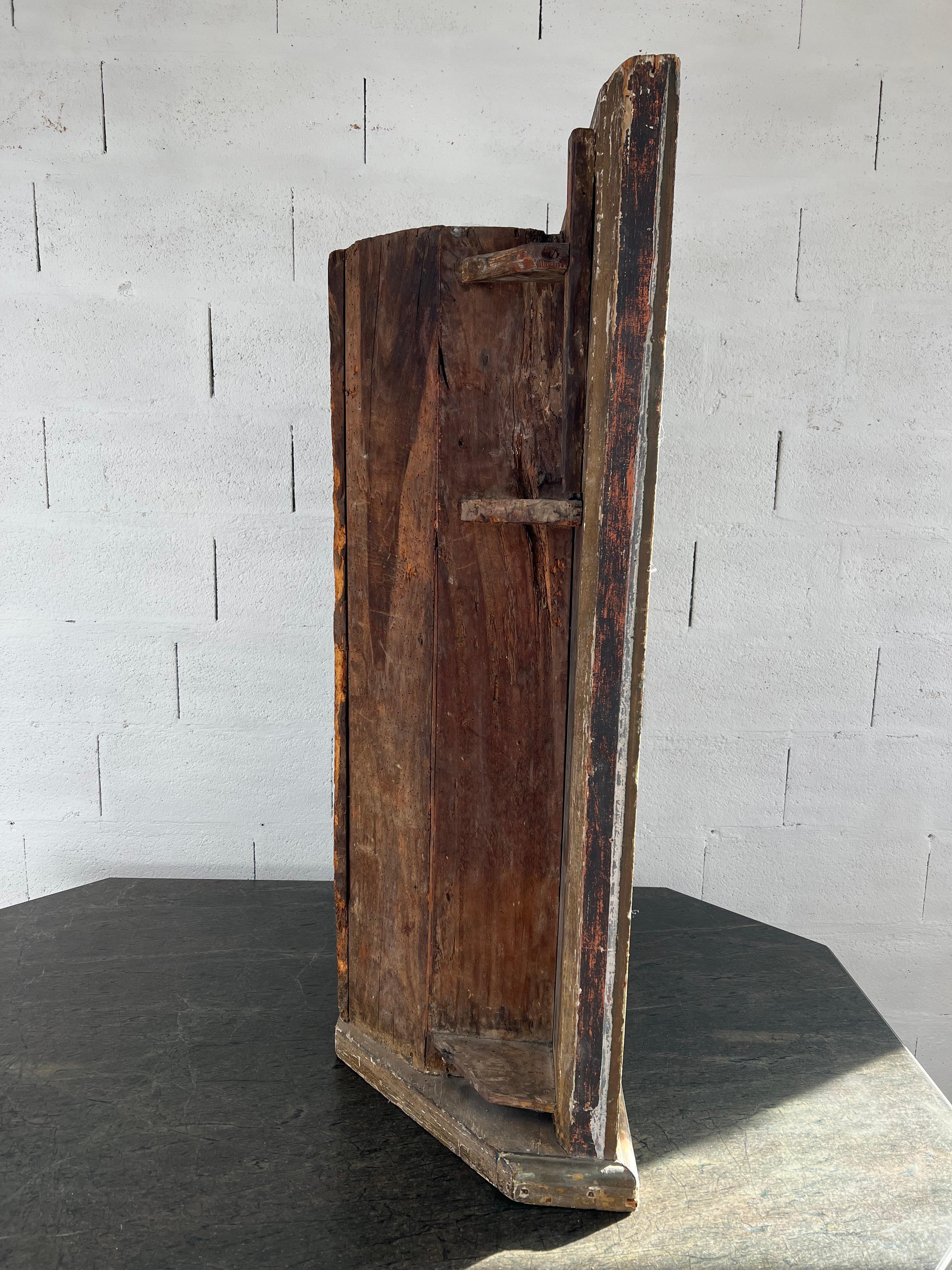 Grand Carved Wooden Niche – Italian Baroque, 18th Century For Sale 2