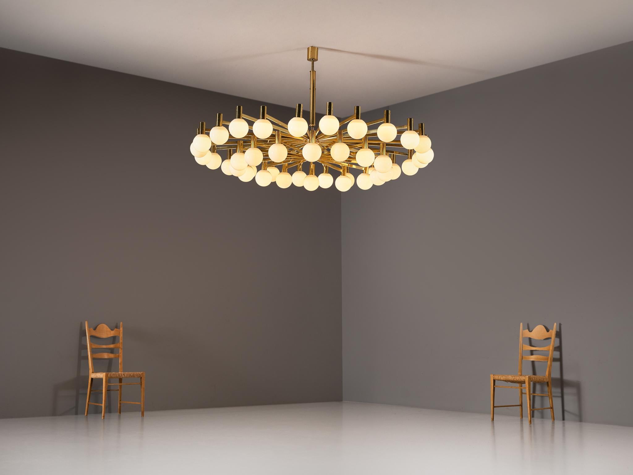 Grand Chandelier in Brass and Milk Glass Spheres 210 cm/82 in Wide  For Sale 4