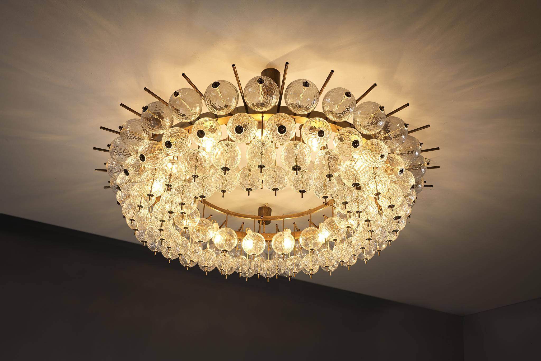 Grand Chandelier in Brass and Ribbed Glass Spheres 153cm/60in For Sale 5