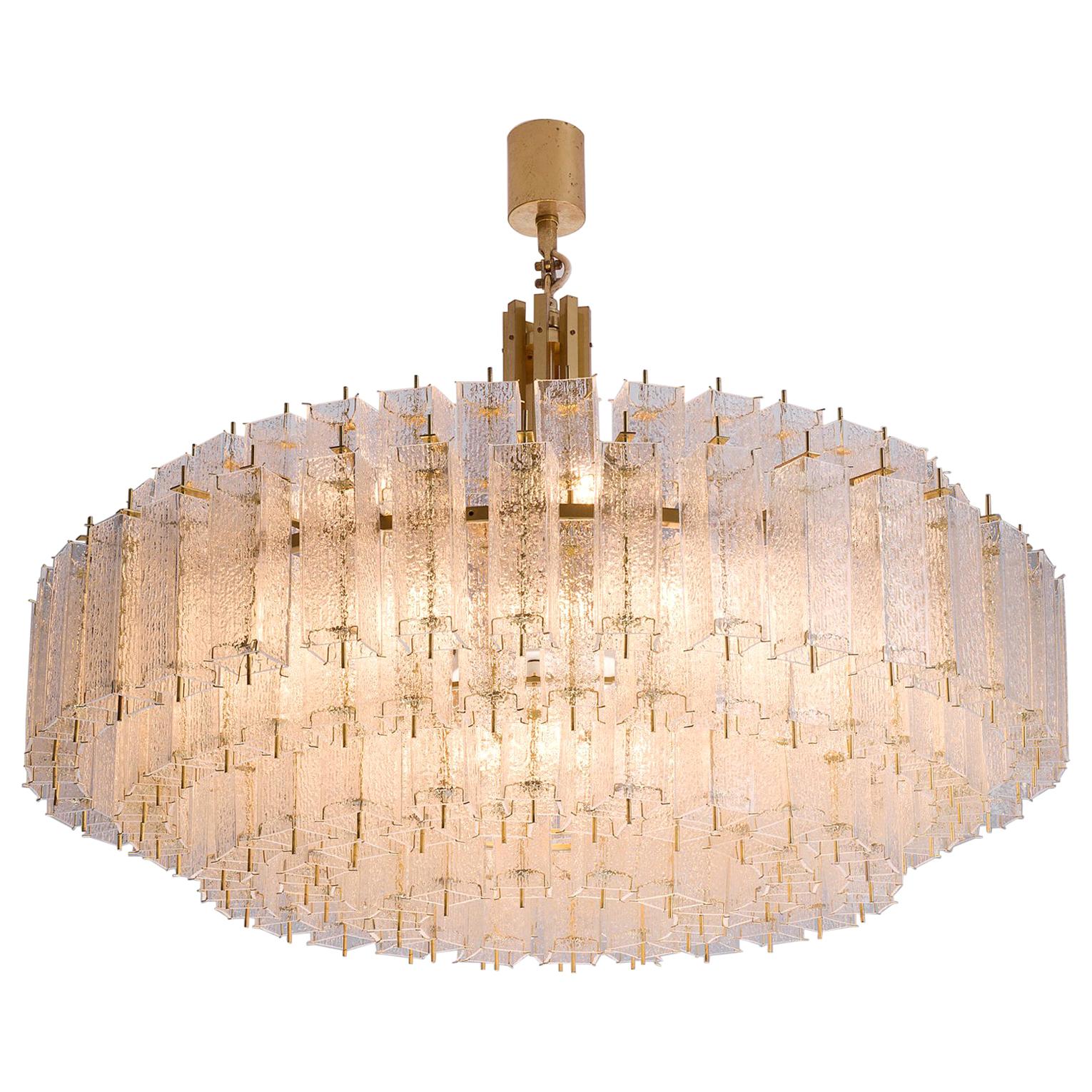 Grand Chandelier in Brass and Structured Glass