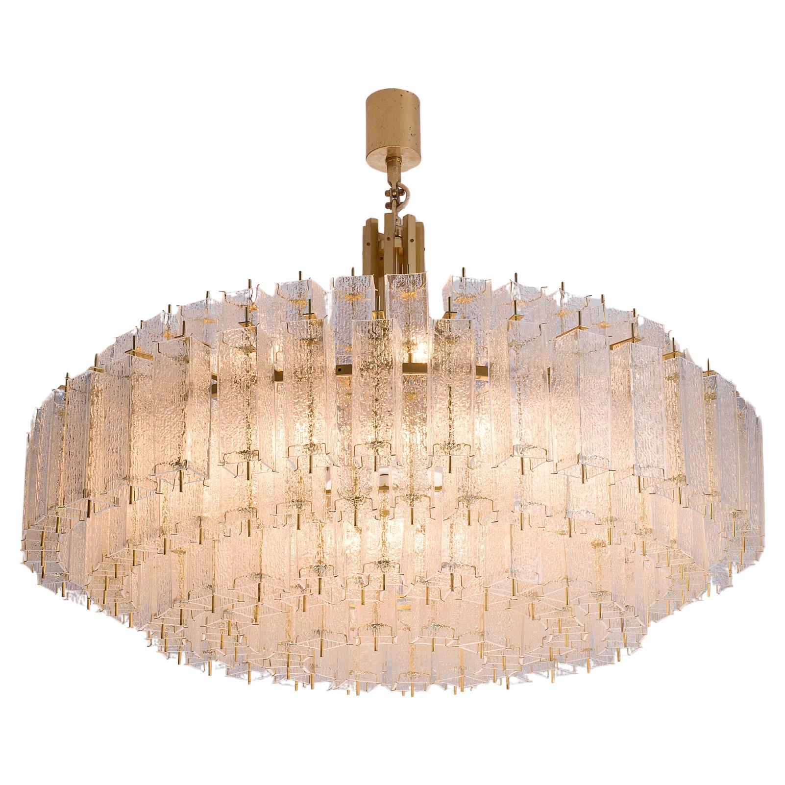 Grand Chandelier in Brass and Structured Glass 