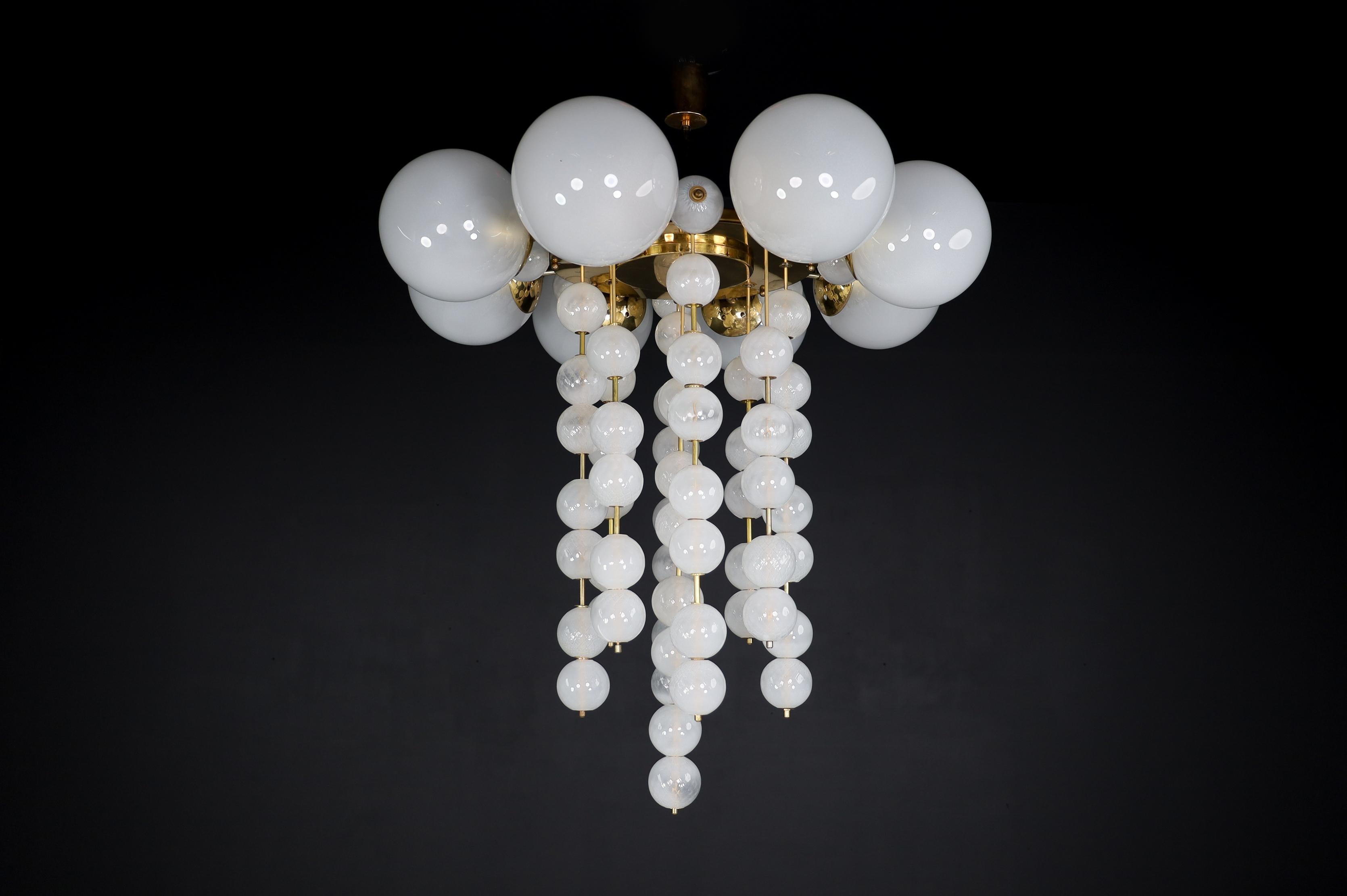 Grand Chandelier with Brass Fixture and Hand-blowed Frosted Glass Globes, 1960s For Sale 8