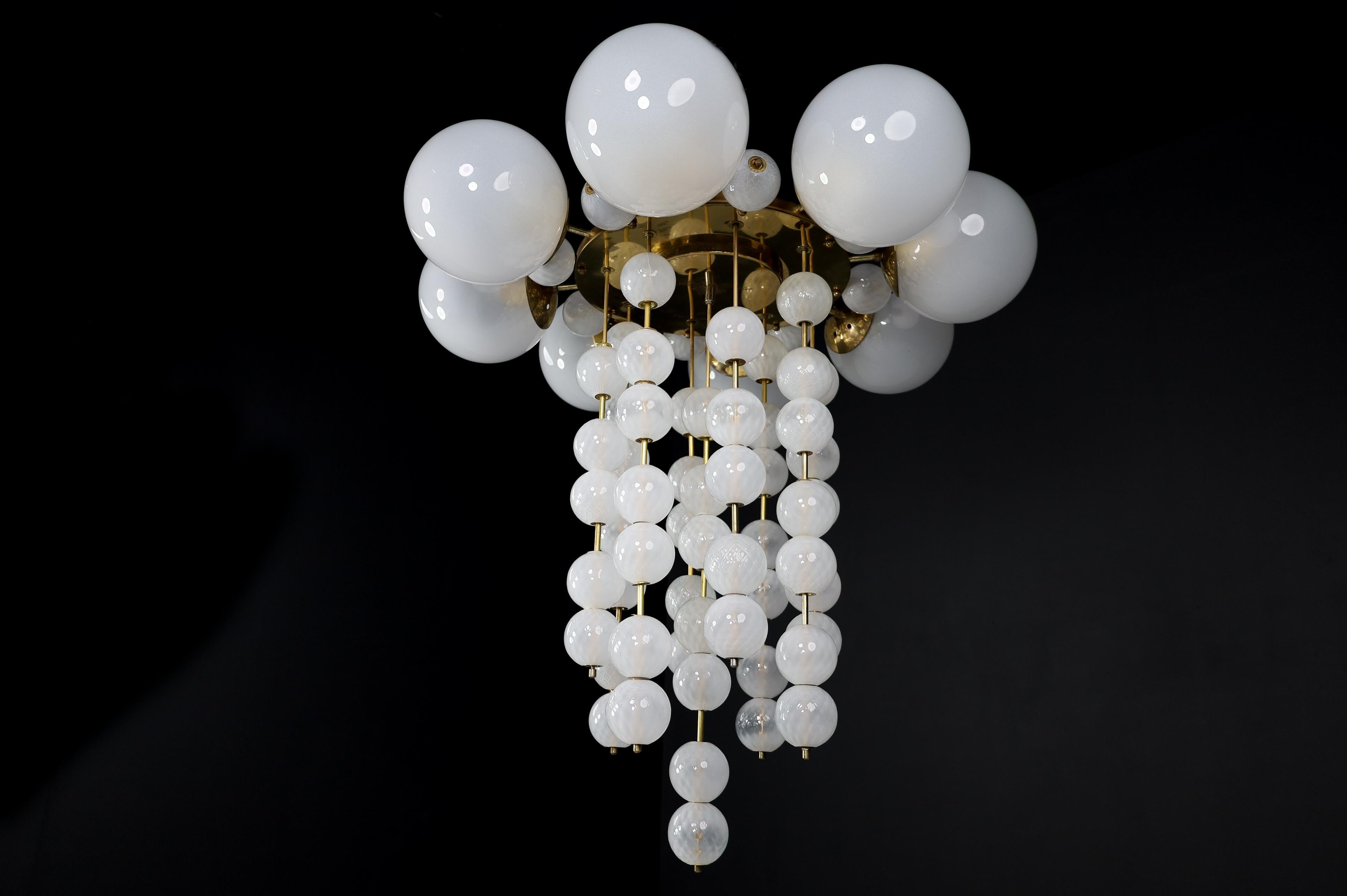 Grand Chandelier with Brass Fixture and Hand-blowed Frosted Glass Globes, 1960s For Sale 2