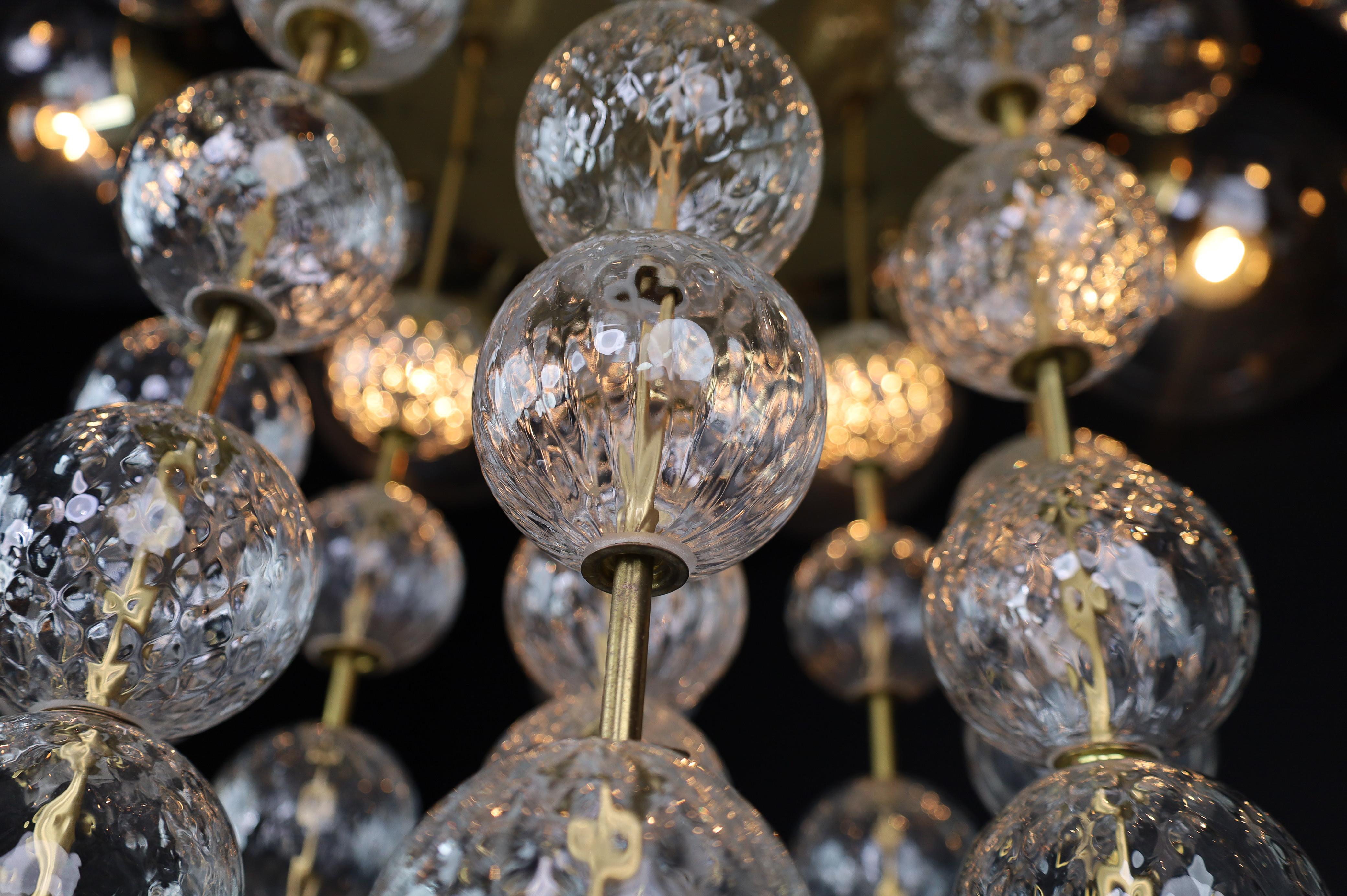 Grand Chandelier with Brass Fixture and Hand-blowed Glass Globes, 1960s For Sale 11