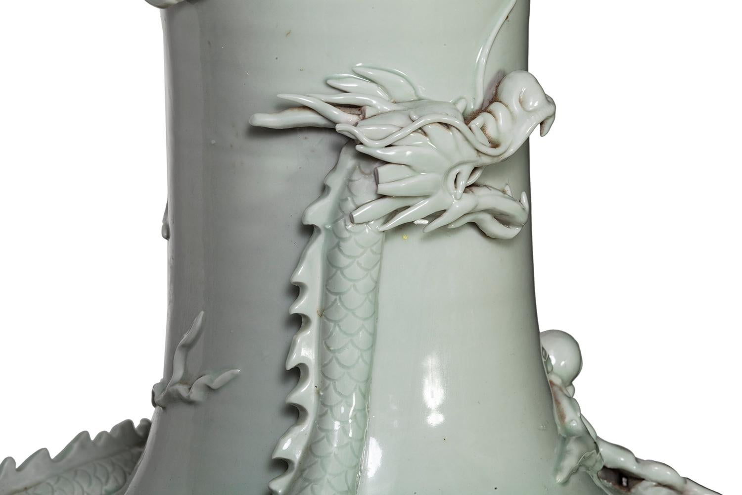 Appliqué Grand Chinese Dragon Ceramic Flower Vase