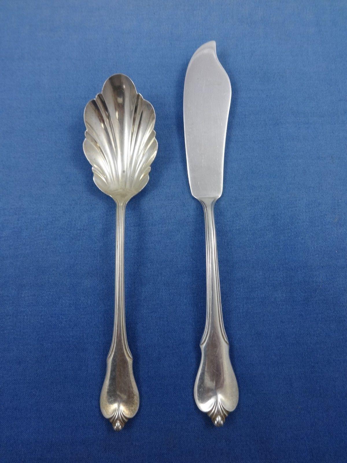 Argento 925 Set di posate in argento Sterling Grand Colonial by Wallace per 12 persone 62 pezzi in vendita