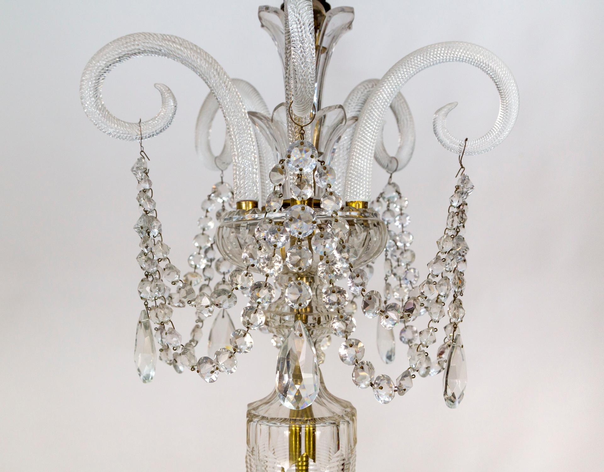 Lustre George III en cristal taillé avec colonne à facettes en vente 6