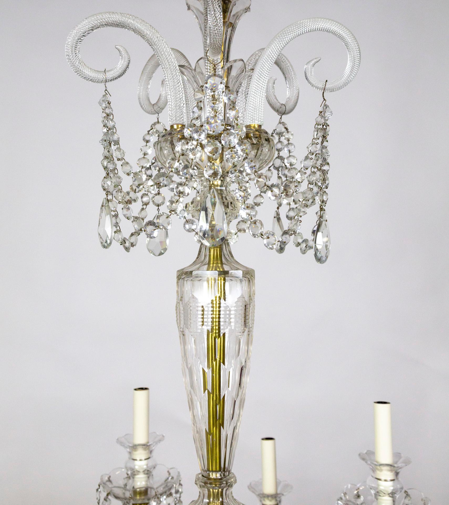 Lustre George III en cristal taillé avec colonne à facettes Bon état - En vente à San Francisco, CA