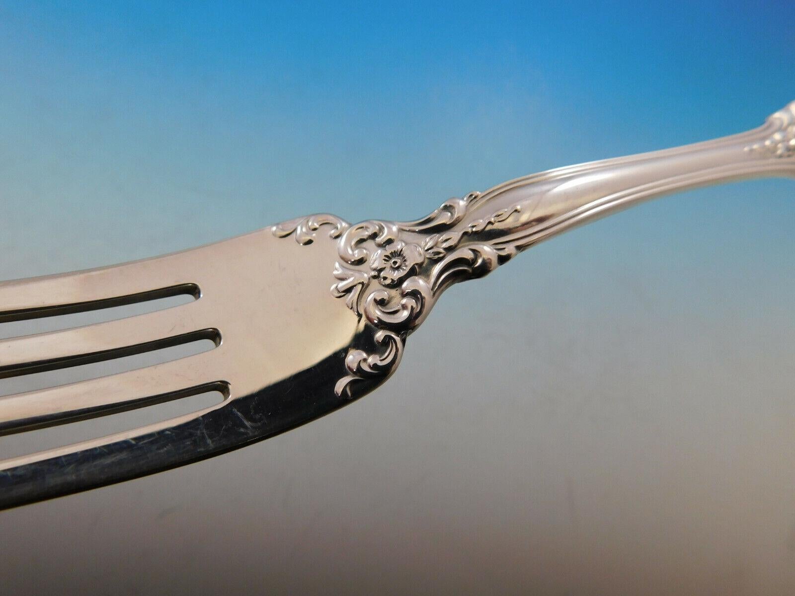 20th Century Grand Duchess by Towle Sterling Silver Flatware Set for 8 Service 38 pieces For Sale