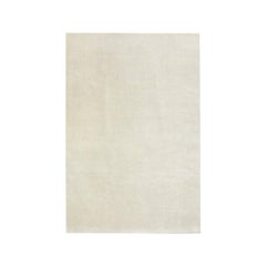 Grand Dusty White, Wool Cut Pile Rug