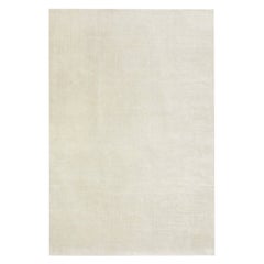 Grand Dusty White, Wool Cut Pile Rug