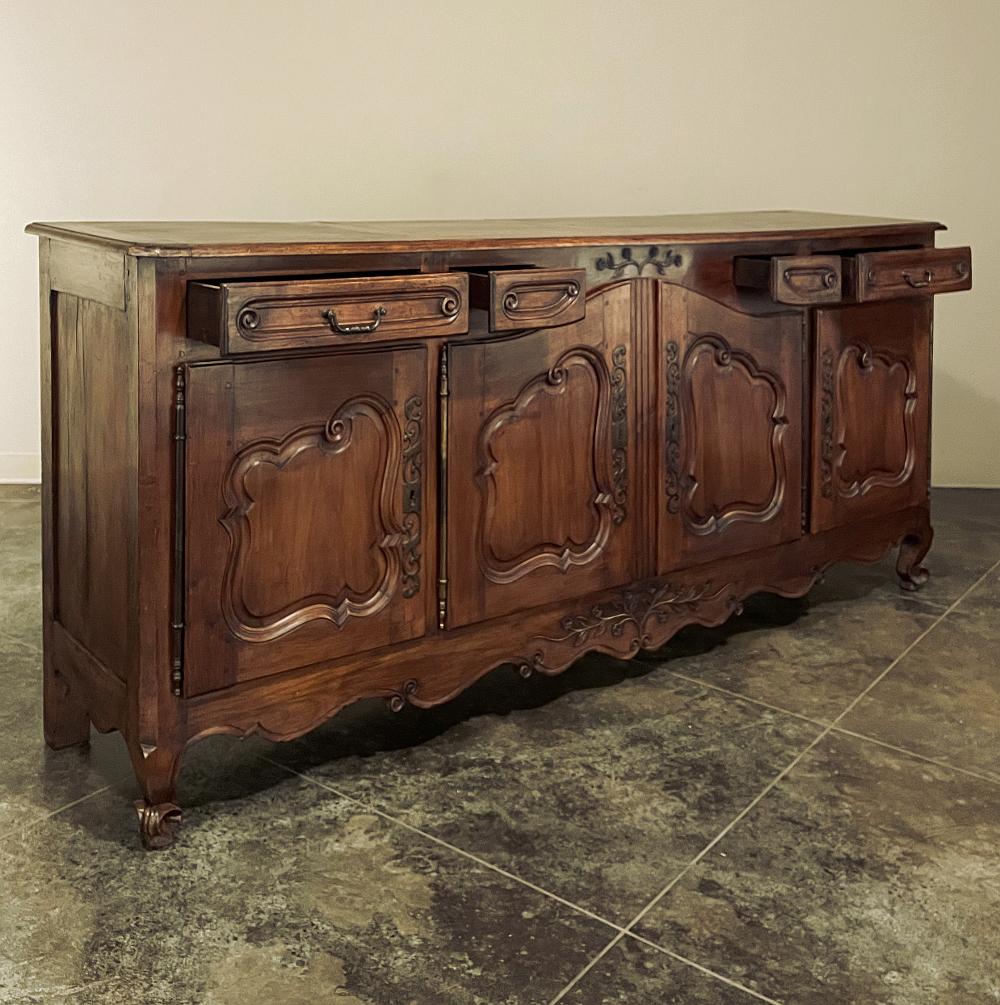Grand Early 19th Century Country French Cherry Wood Buffet 7
