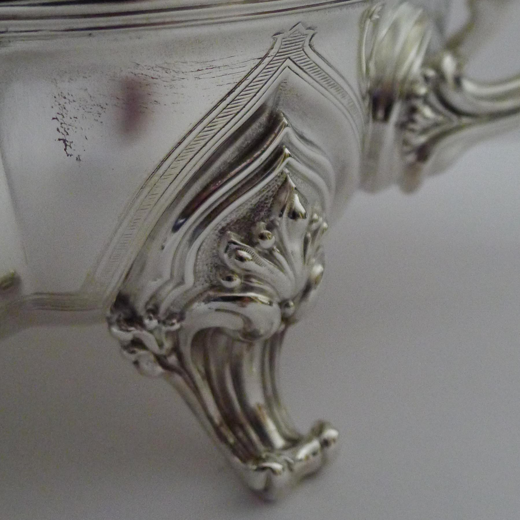 Gran Plato de Plata Elkington Plato de Entrada / Chafing Dish, 1853 en venta 2