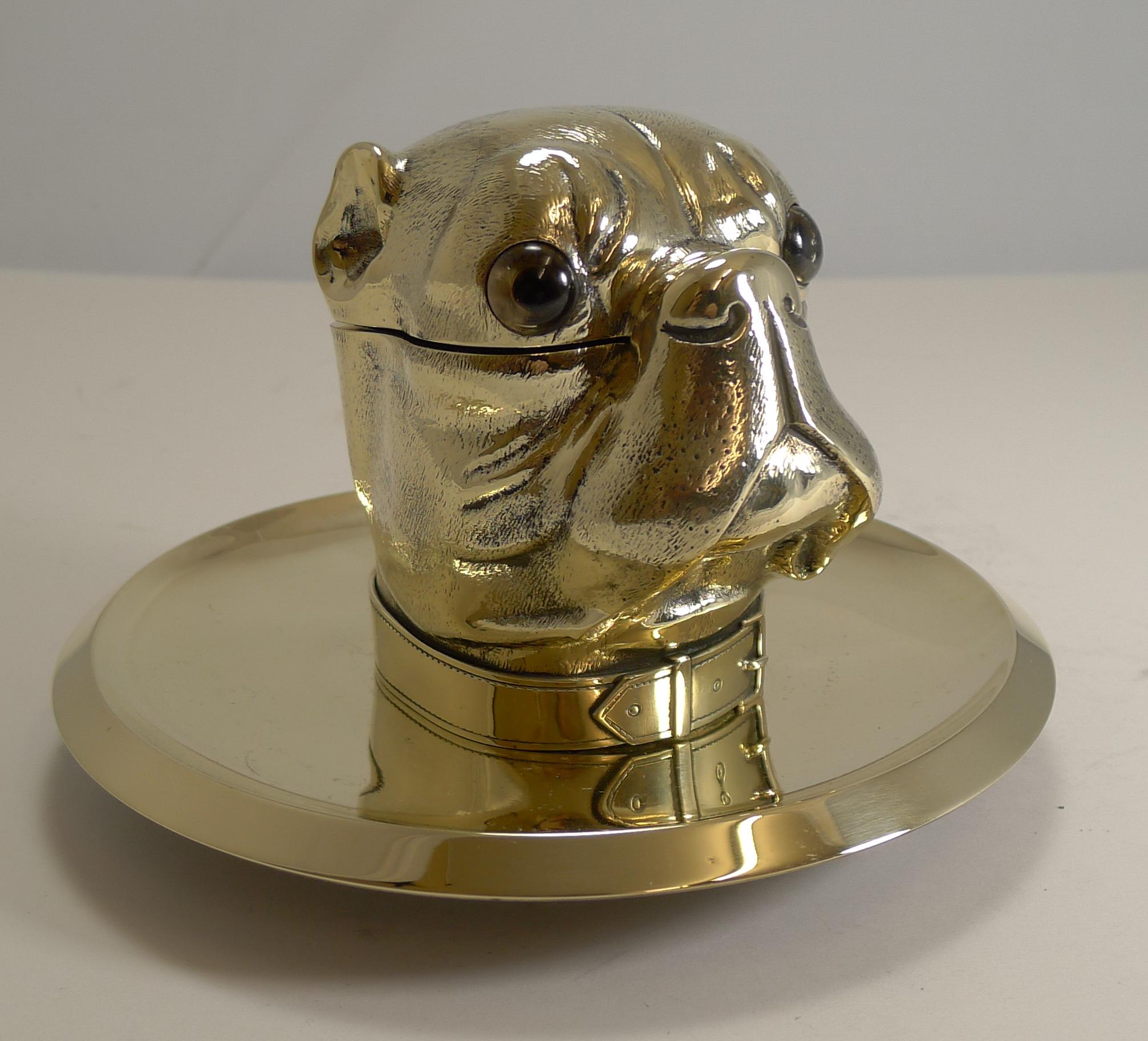 Grand English Bulldog Novelty Inkwell with Glass Eyes, circa 1880 For Sale 3