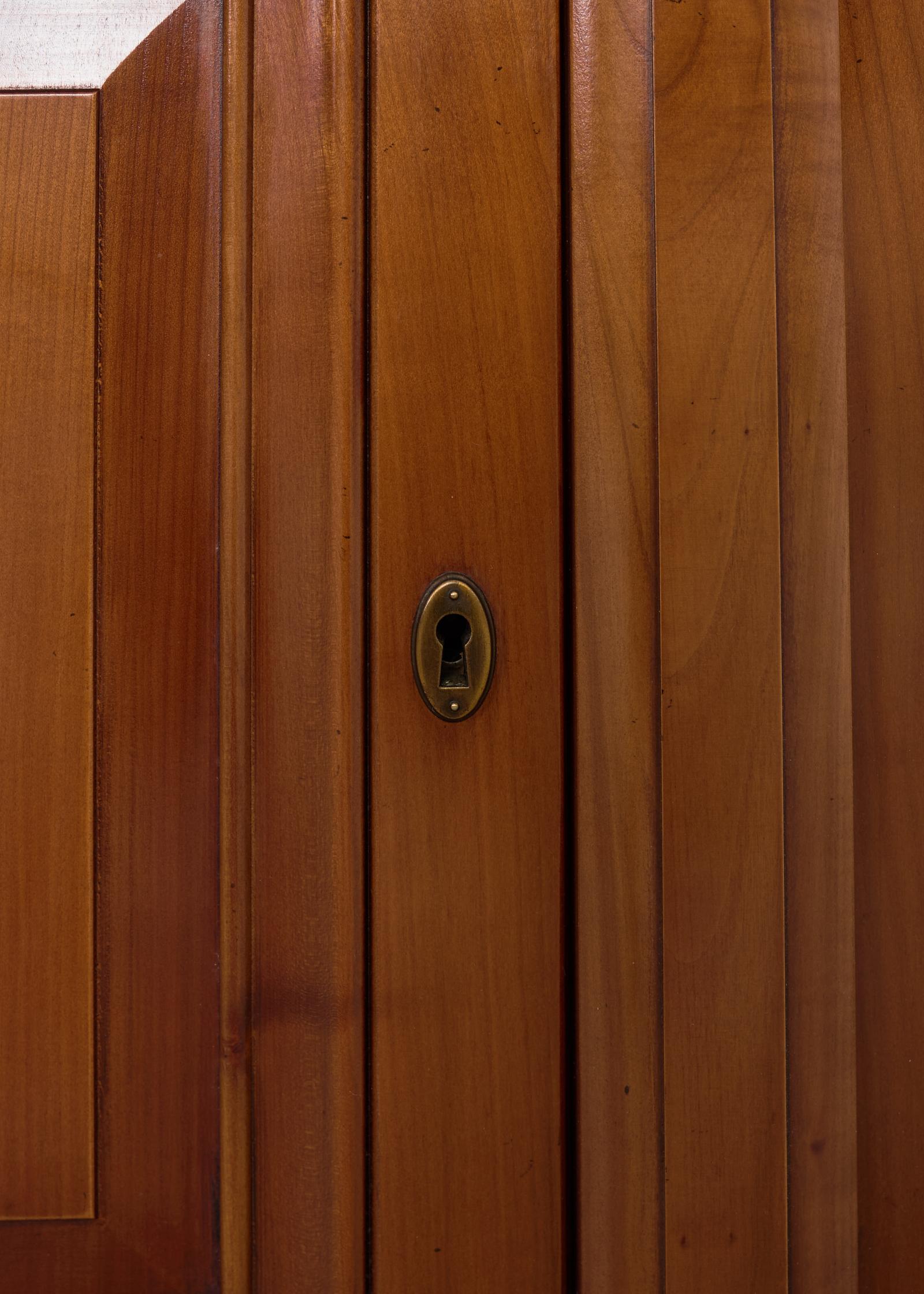 Credenza Enfilade in legno di noce in stile Louis Philippe in vendita 6