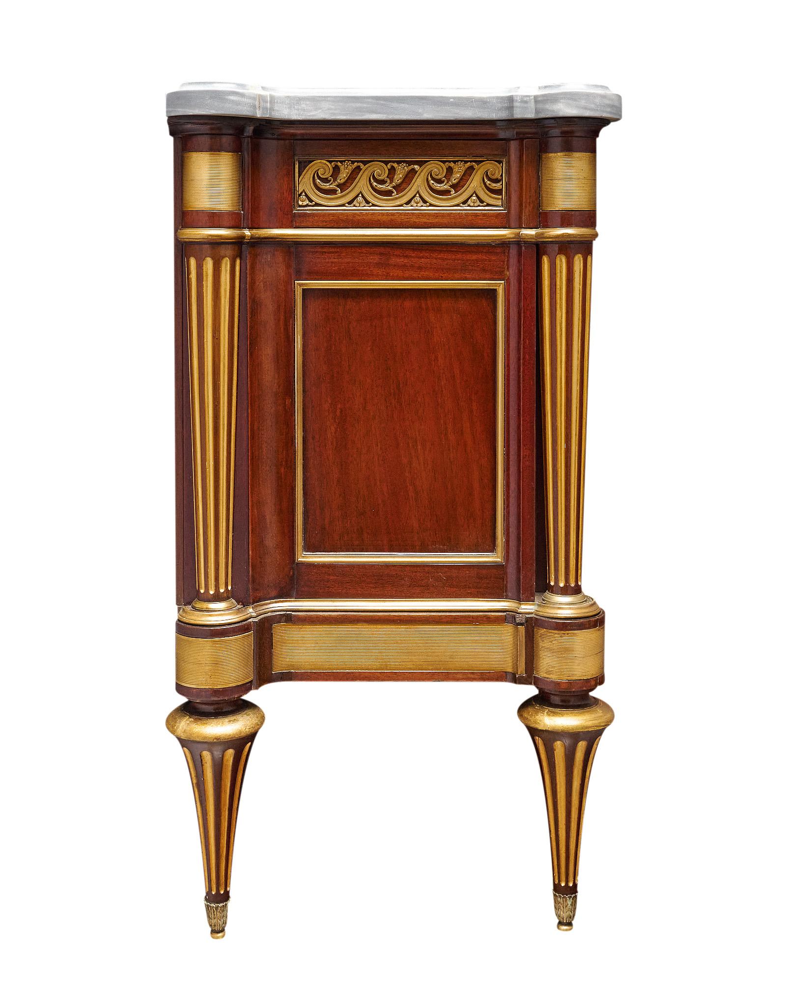 Großes französisches Louis XVI-Buffet A L'Etrusque im Angebot 2