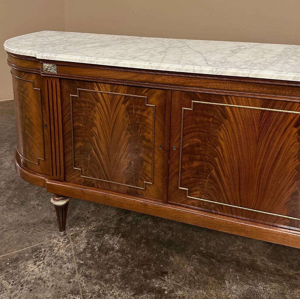 Grand French Louis XVI Flame Mahogany Buffet with Carrara Marble For Sale 7