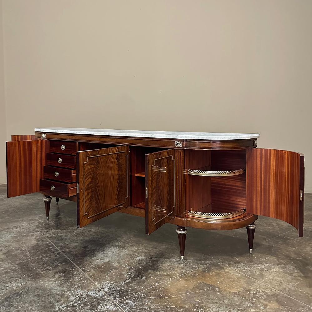 Grand French Louis XVI Flame Mahogany Buffet with Carrara Marble For Sale 3