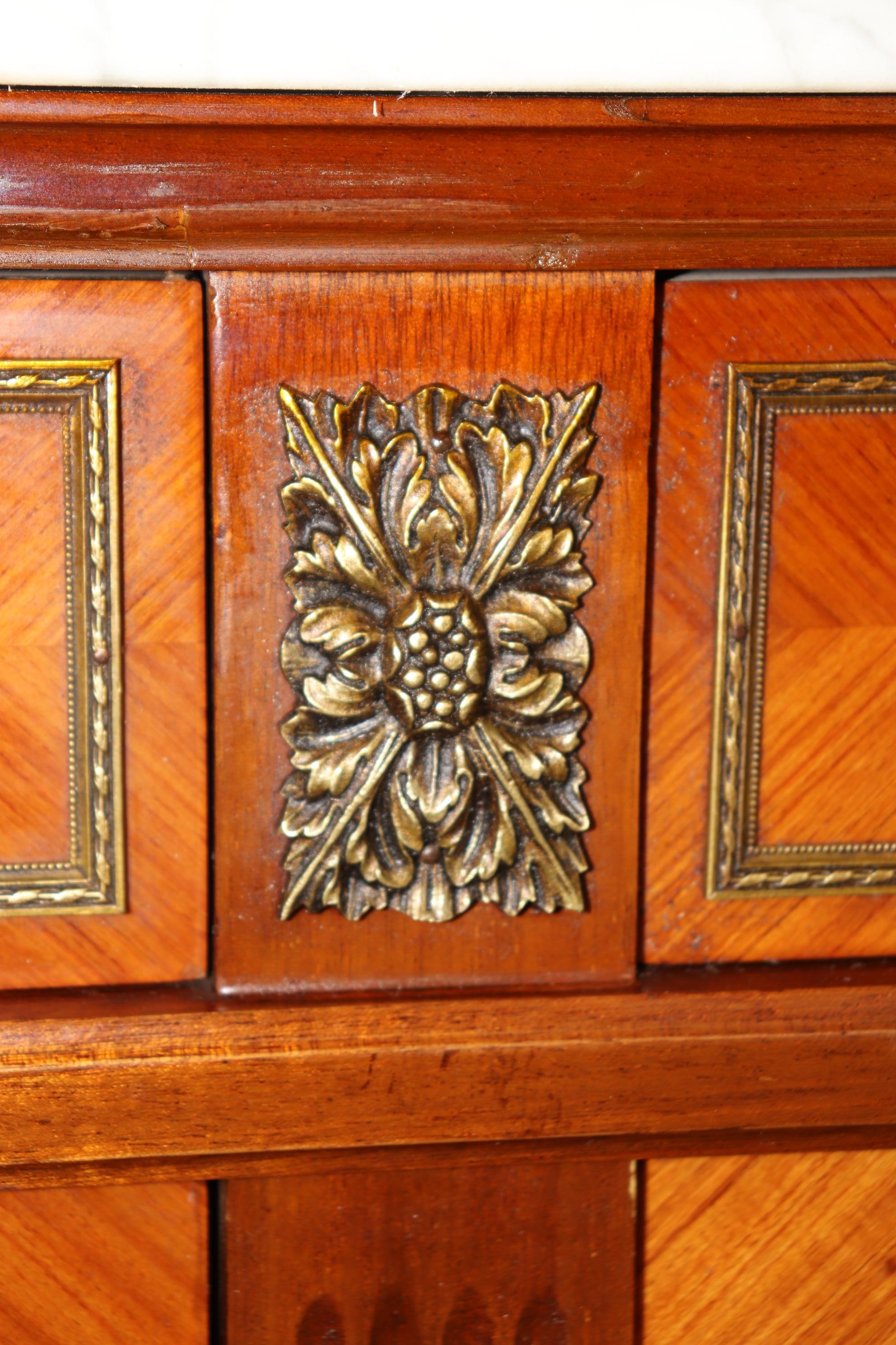 Grand French Louis XVI Kingwood Brass trimmed Demilune Marble Top Sideboard For Sale 6