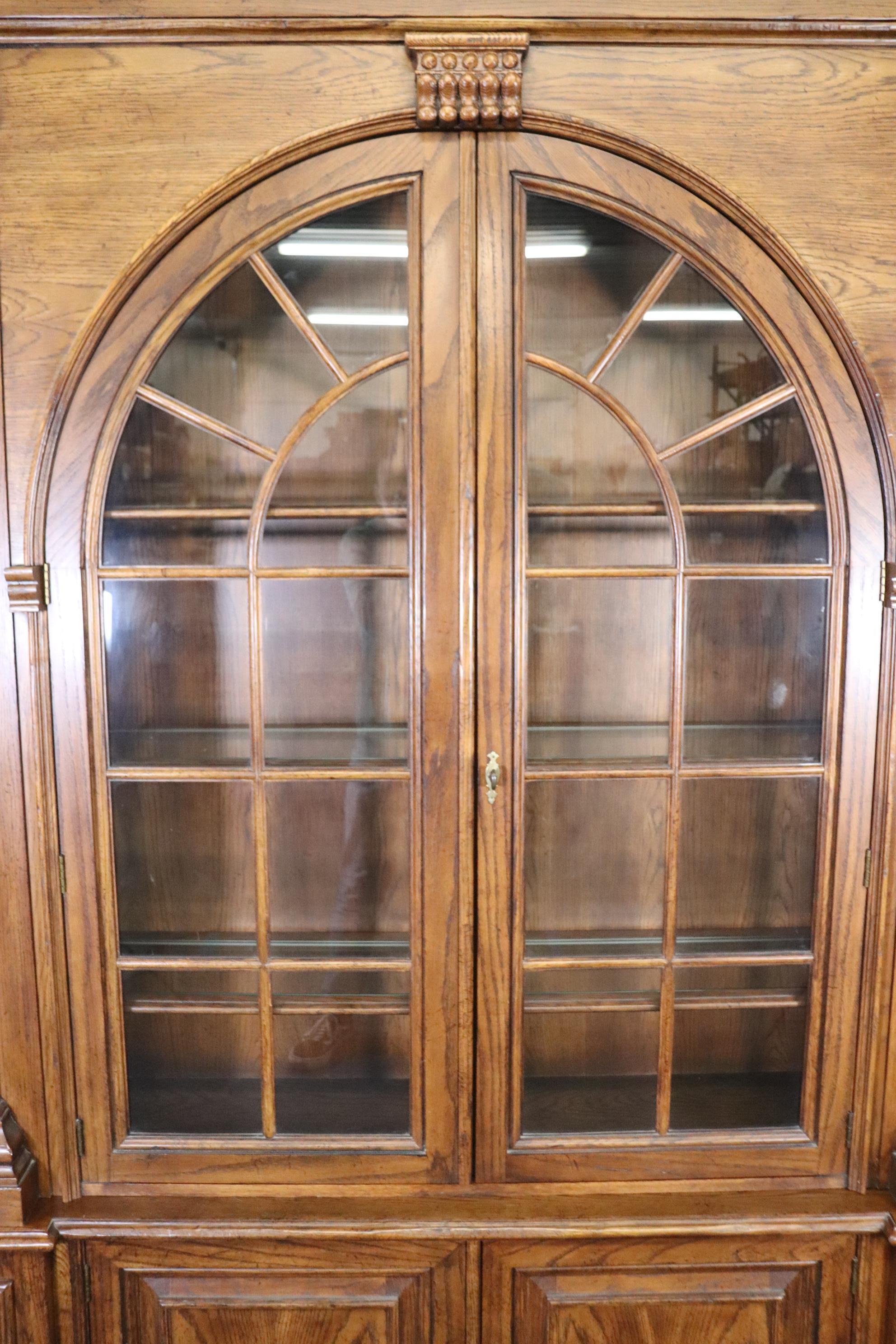 Contemporary Grand Georgian Style Solid Oak Baker China Cabinet Bookcase Breakfront For Sale