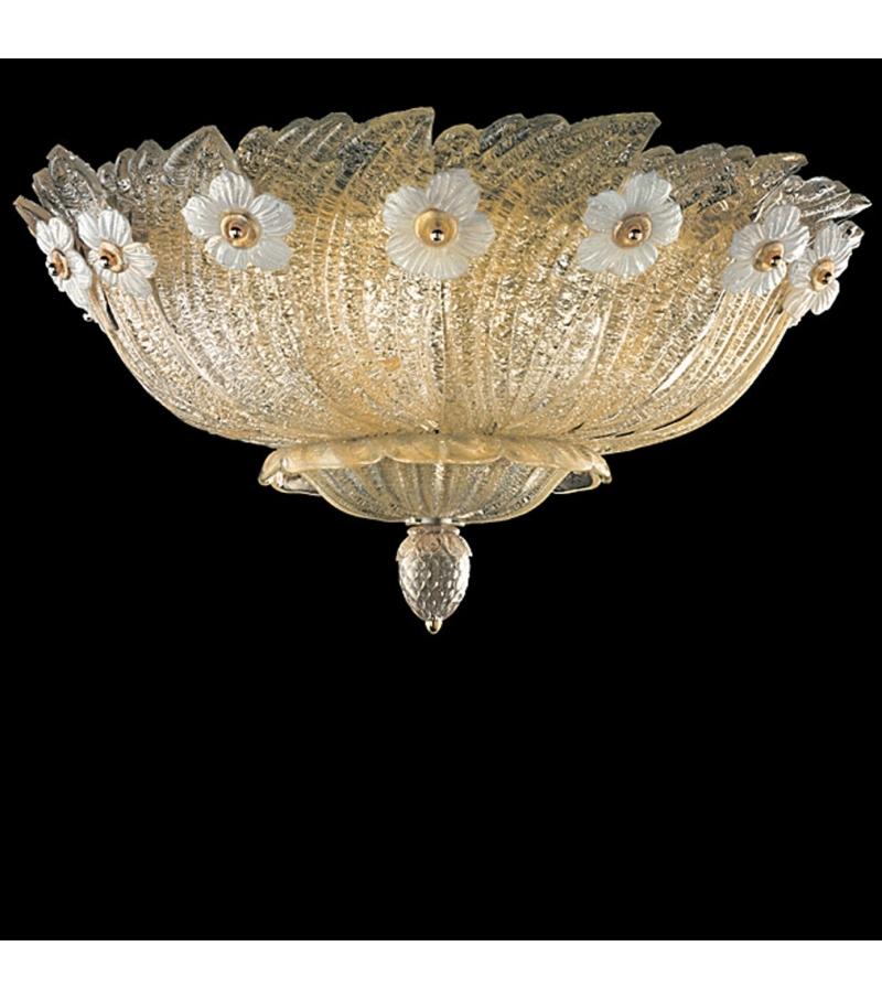 Grand Hotel is a ceiling lamp designed by Barovier & Toso. One of the most celebrated of our Classic collections, its elegant design and the color range enabling attractive and impressive decorative effects. Visible metal parts in polished brass.
