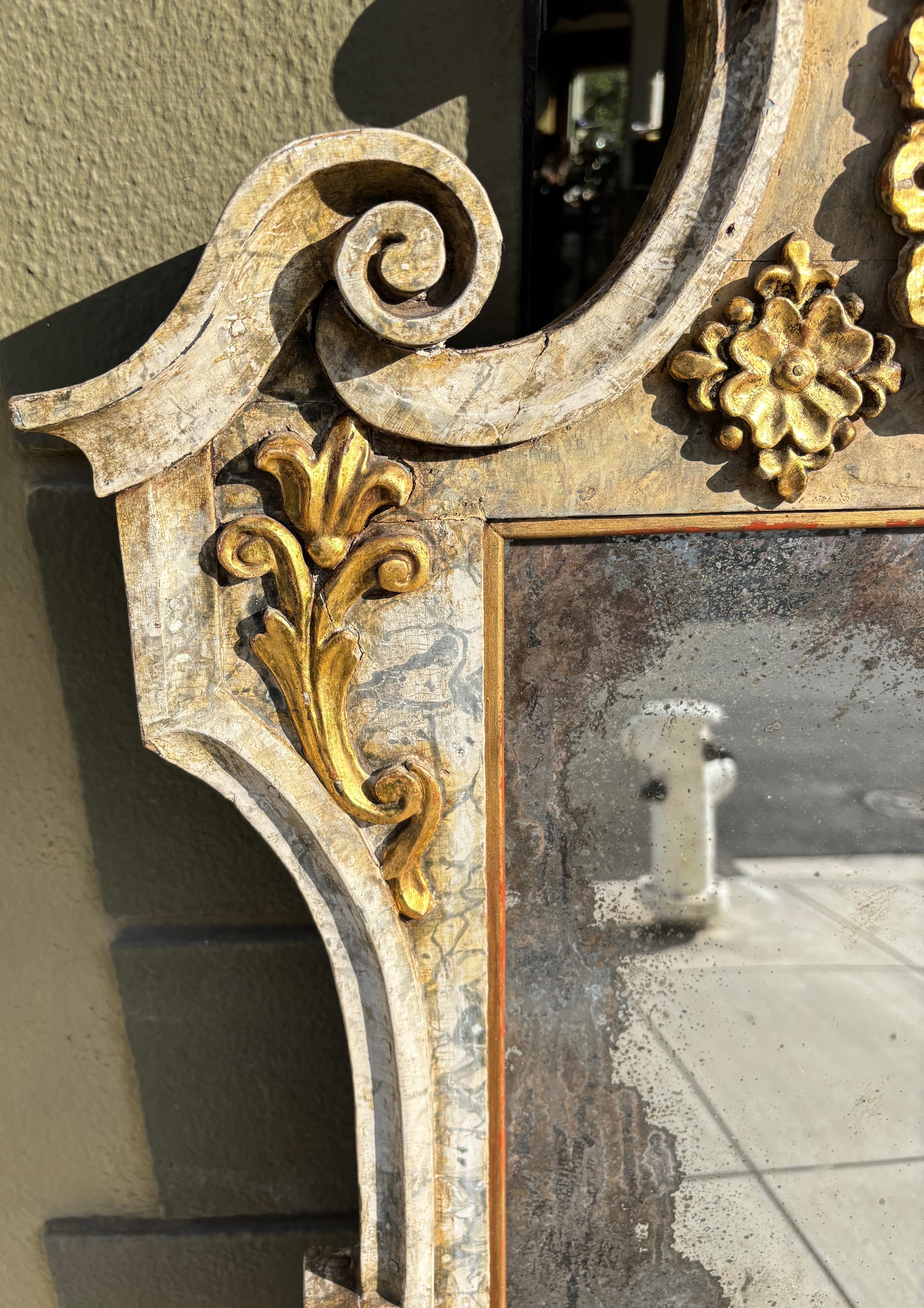 Peint à la main Grand miroir italien baroque, fin 18ème - début 19ème siècle en vente