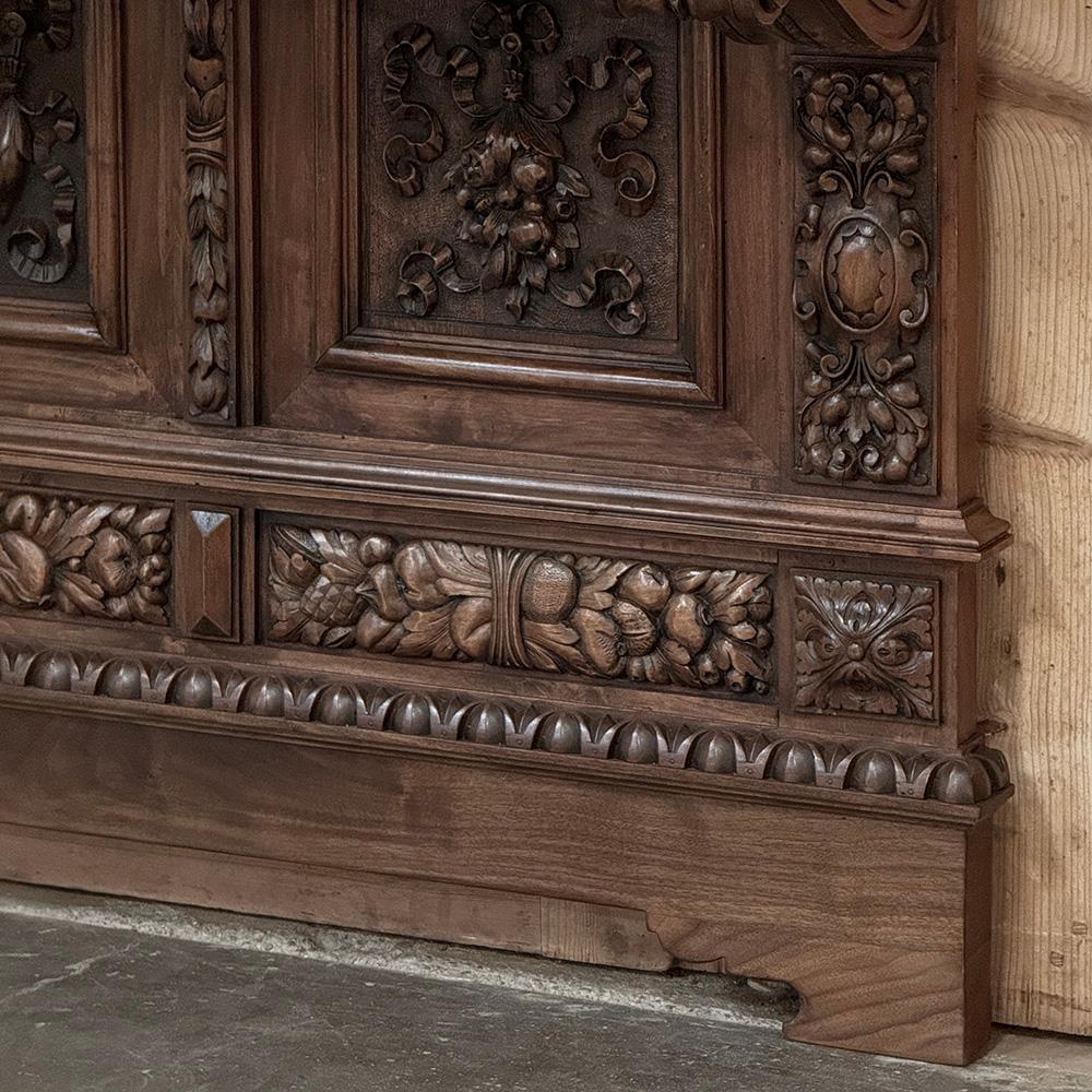 Grand Italian Renaissance Walnut Console ~ Sideboard For Sale 5