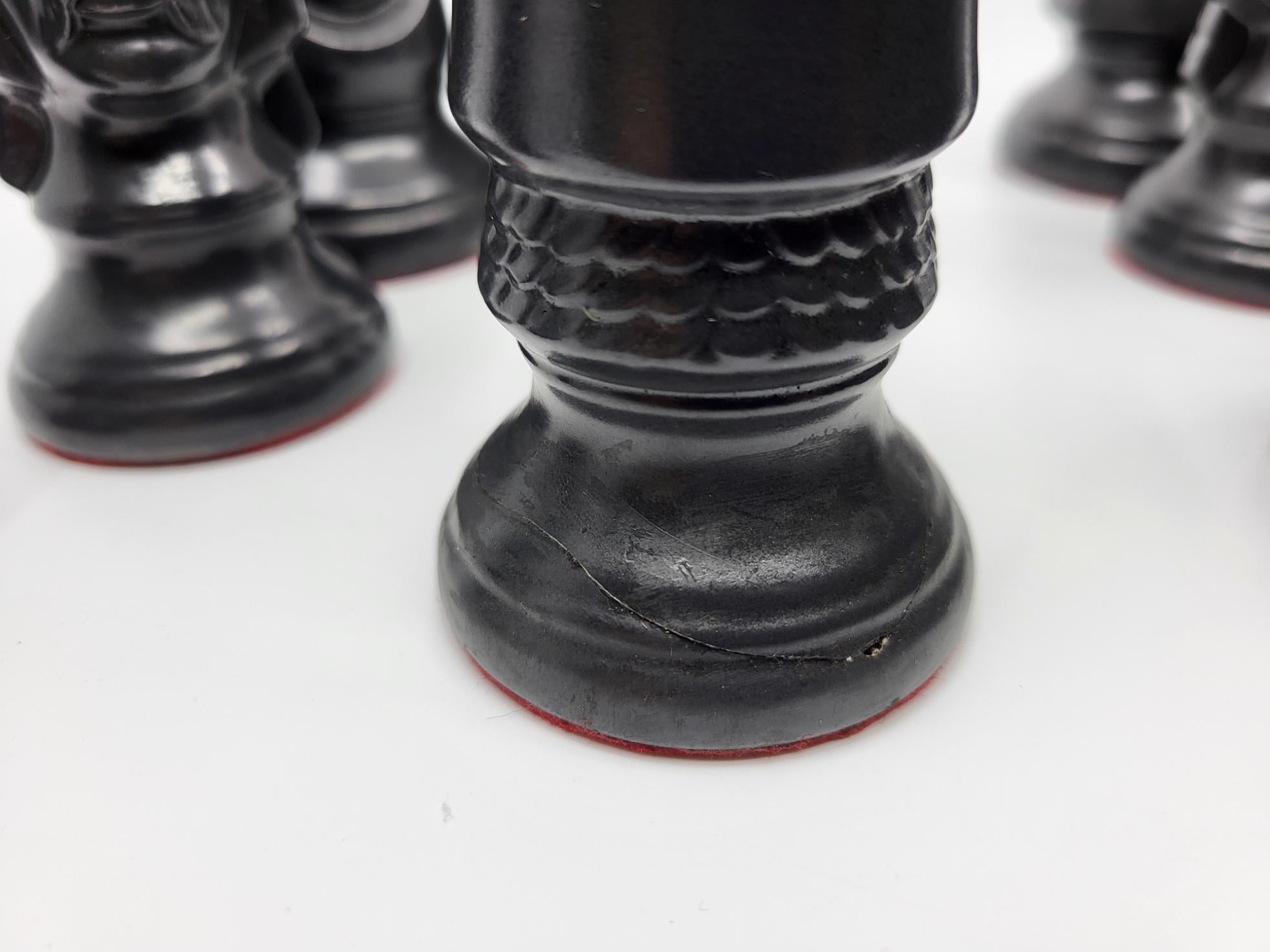 Grand jeu d'échecs  Peter Ganine en céramique style gothique 32pièces Vintage 11