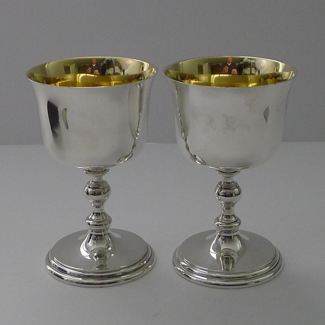 Grand Large Pair Irish Sterling Silver Wine Goblets - 1974 - 594 Grams For Sale 3