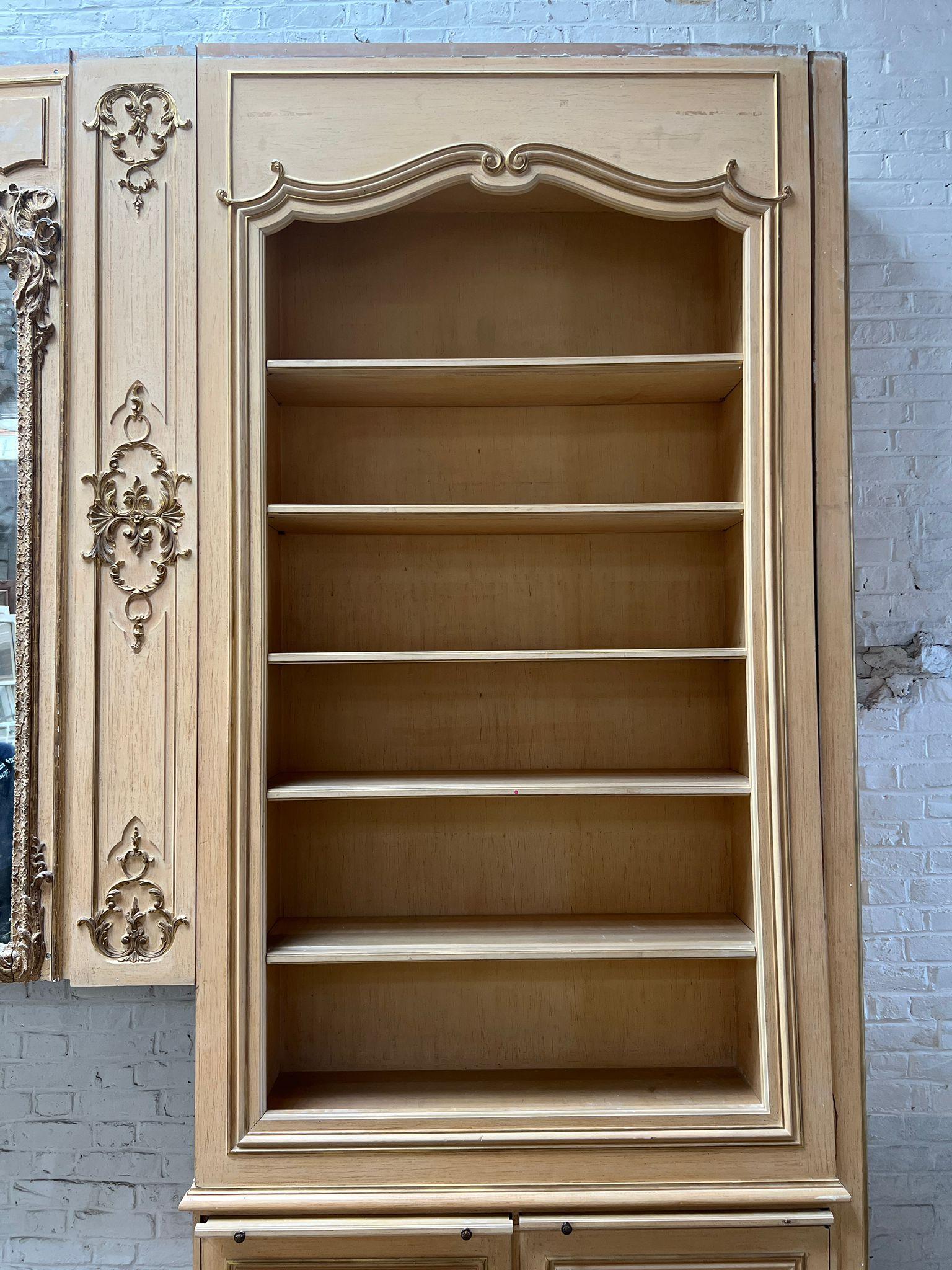 Libreria Boiserie in stile Luigi XV con specchio, Francia, XX secolo in vendita 11
