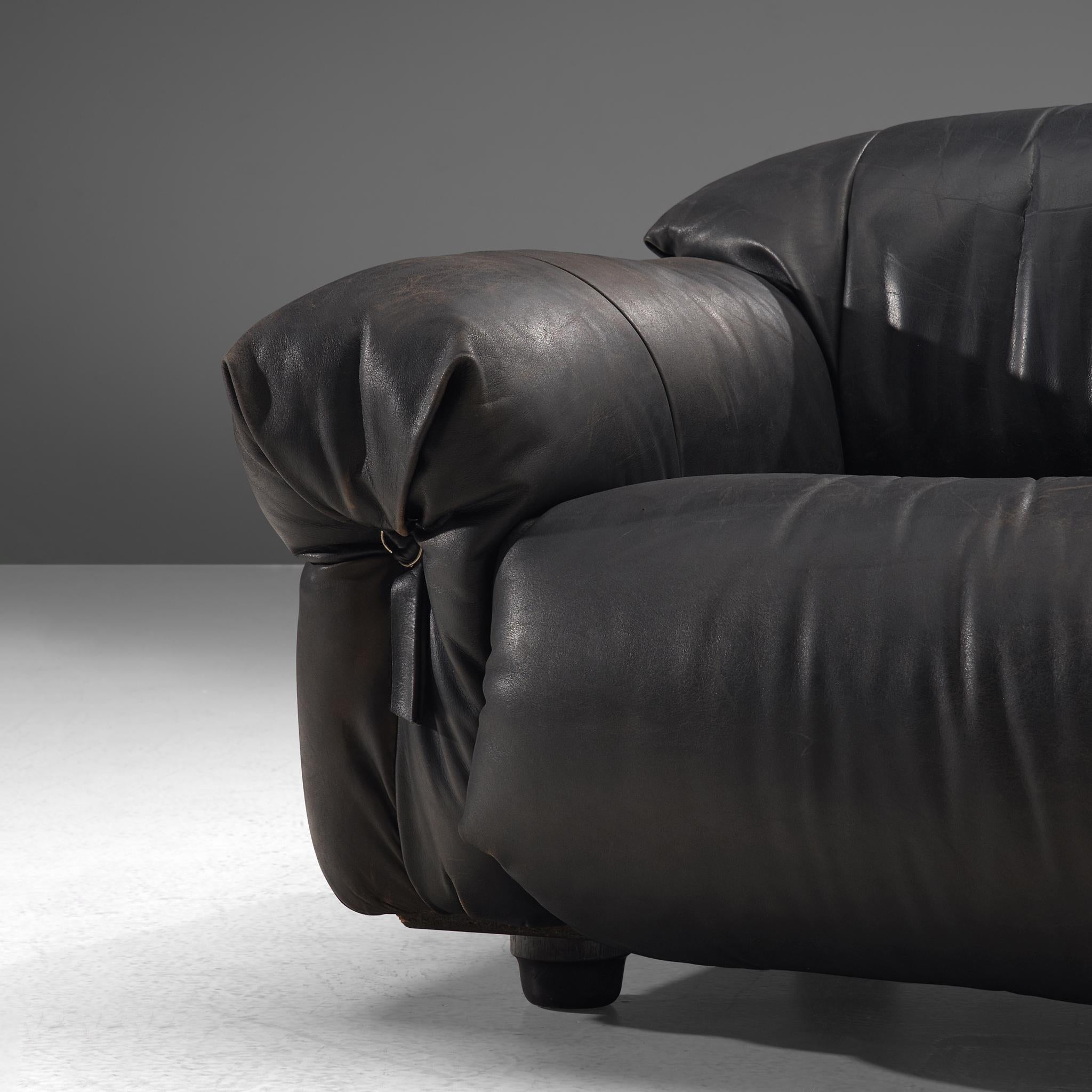 Cuir Chaise longue Grand Lounge Chair en cuir patiné noir en vente