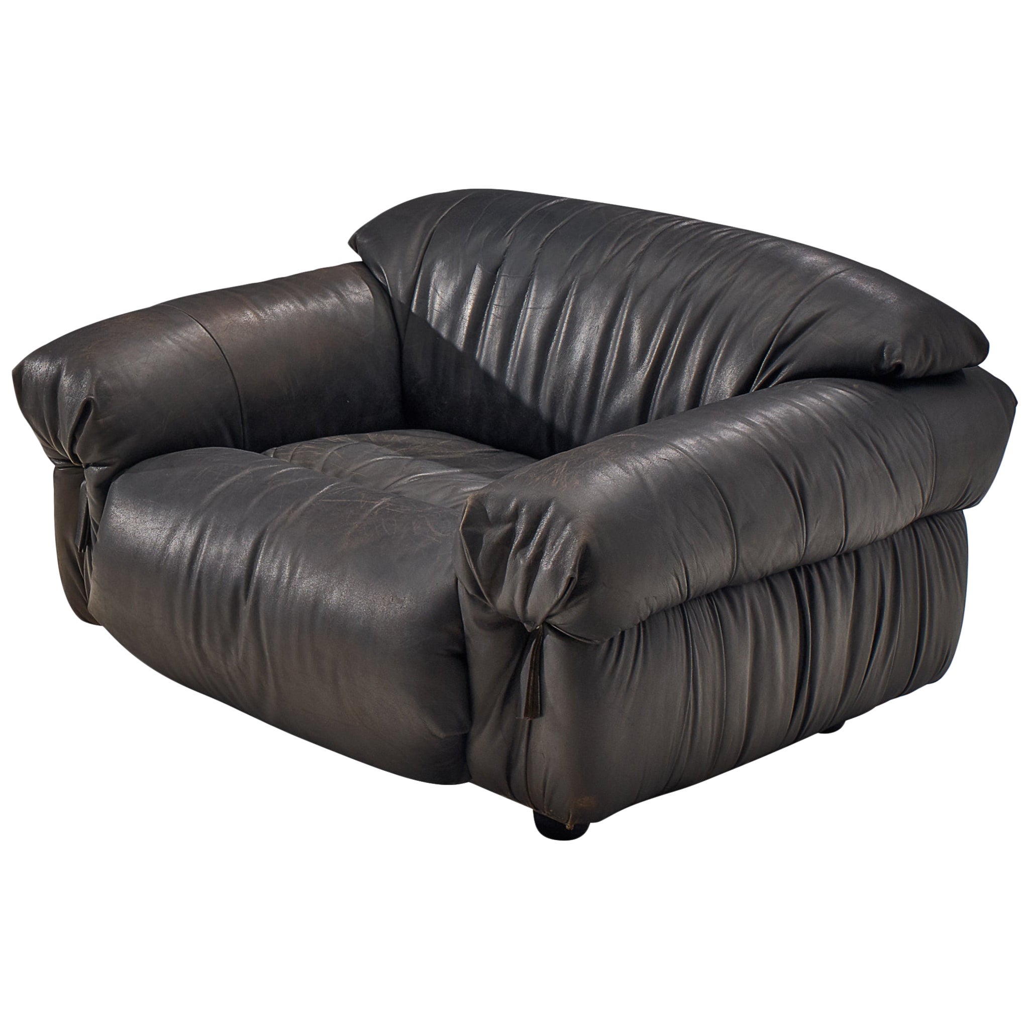 Chaise longue Grand Lounge Chair en cuir patiné noir