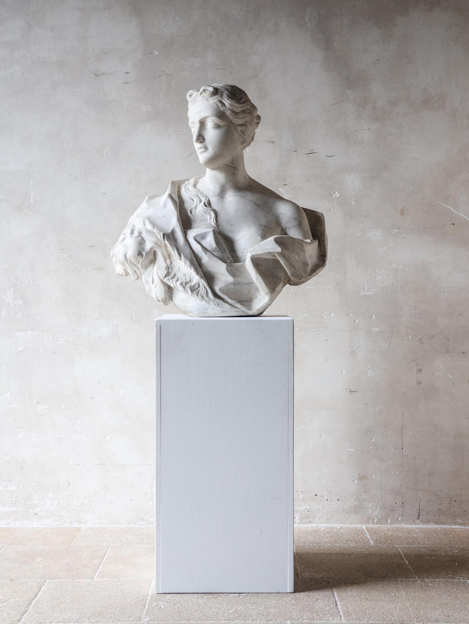 Mid-18th Century Grand Marble Bust of Omphale with Hercules' Lion Skin – Amsterdam, c. 1740 For Sale