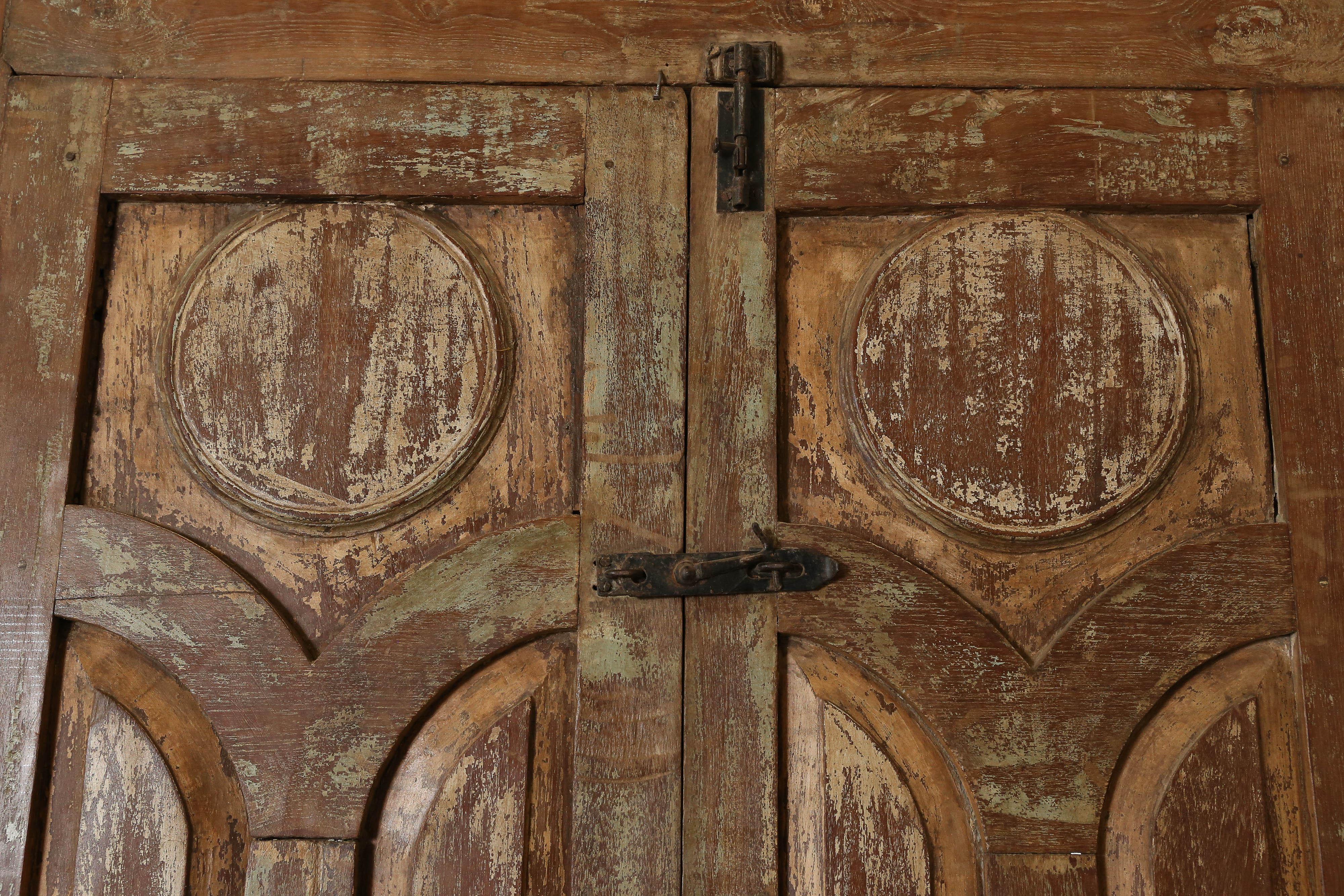 Grand Mid-19th Century Solid Teak Wood Entry Door from a Colonial Mansion For Sale 3