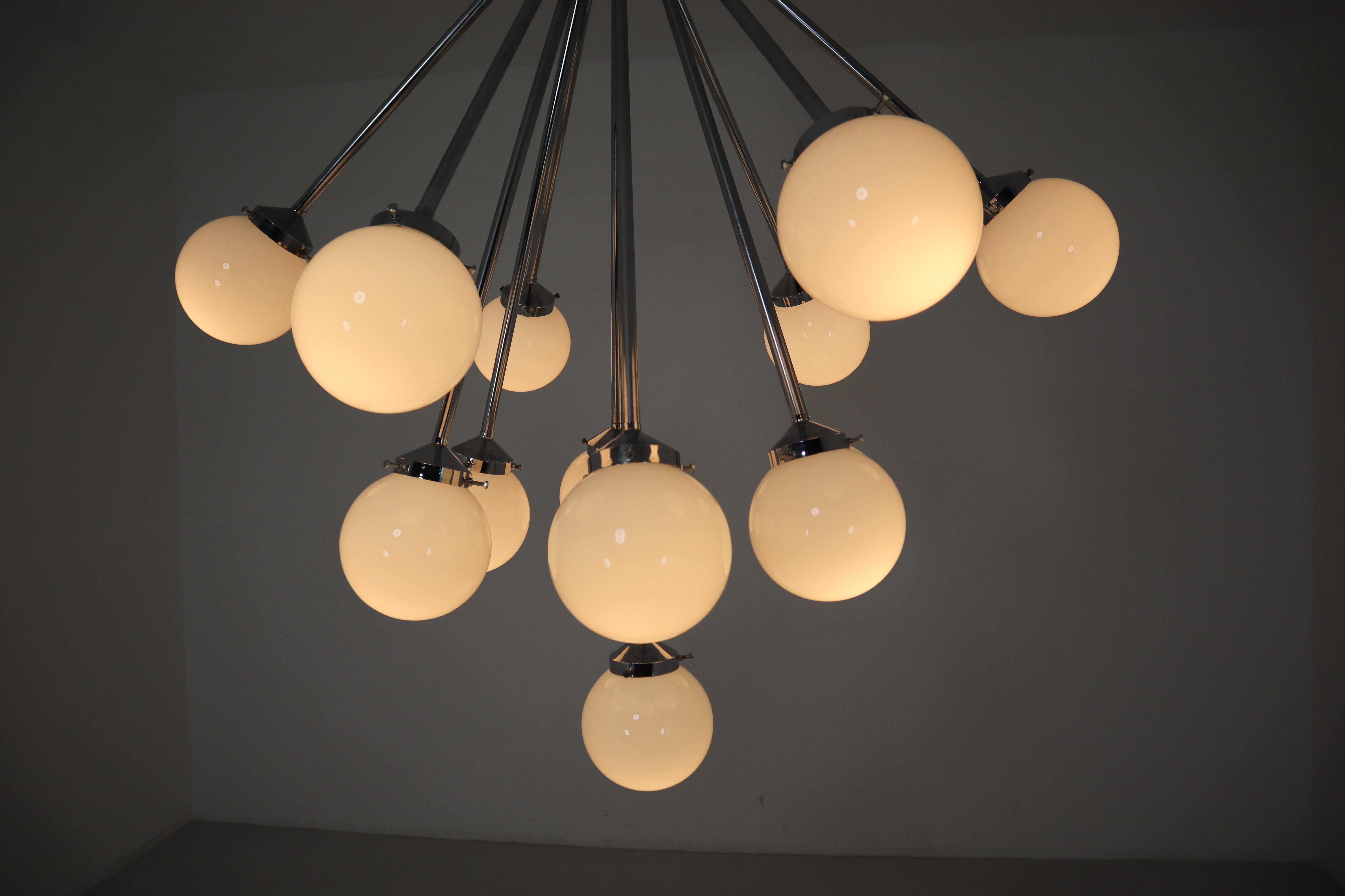 German Grand Mid-Century Modern Chandelier with Hand Blown Opaline Glass Globes, 1970s