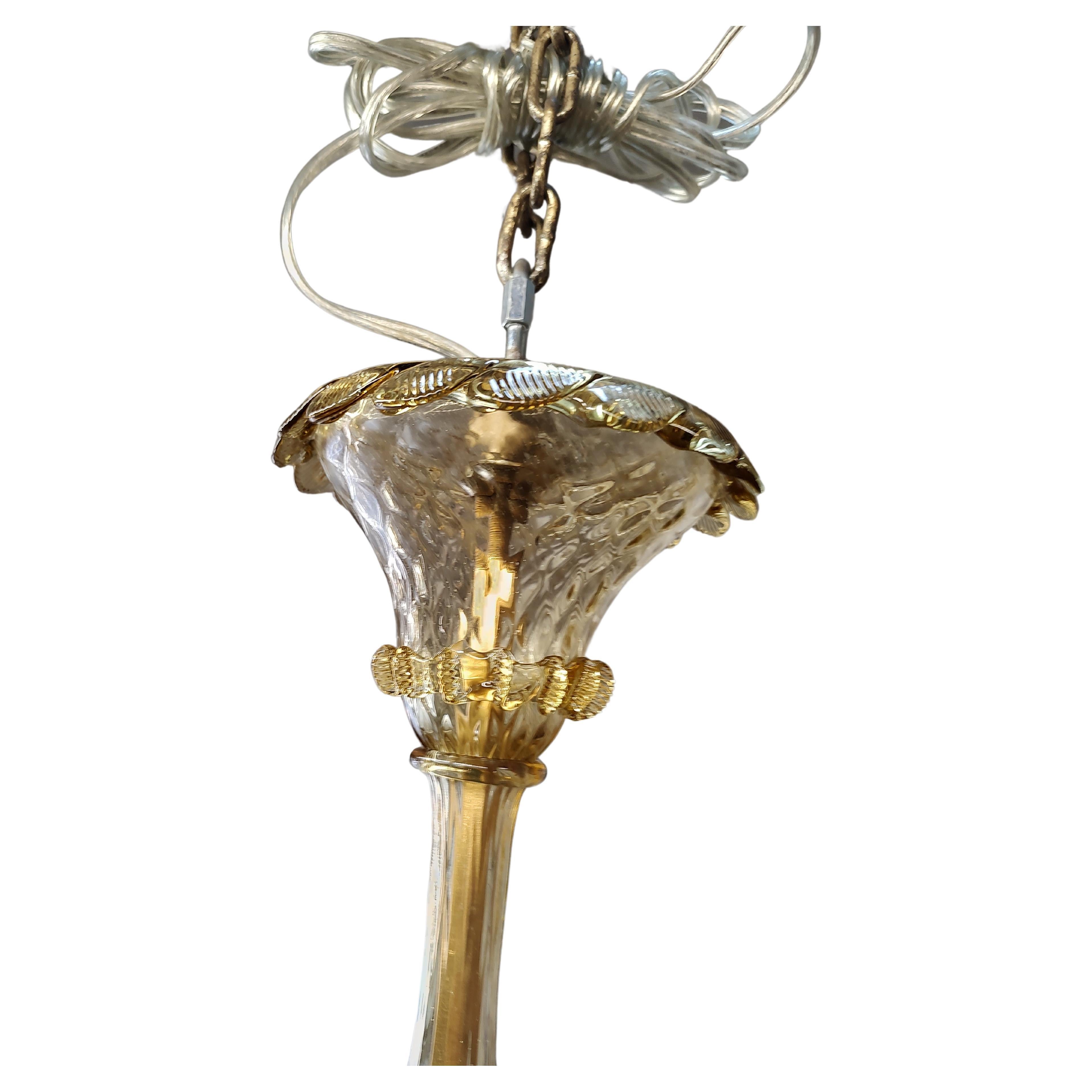 Grande lampadario italiano scultoreo a 12 bracci di Murano della metà del secolo scorso in vendita 1