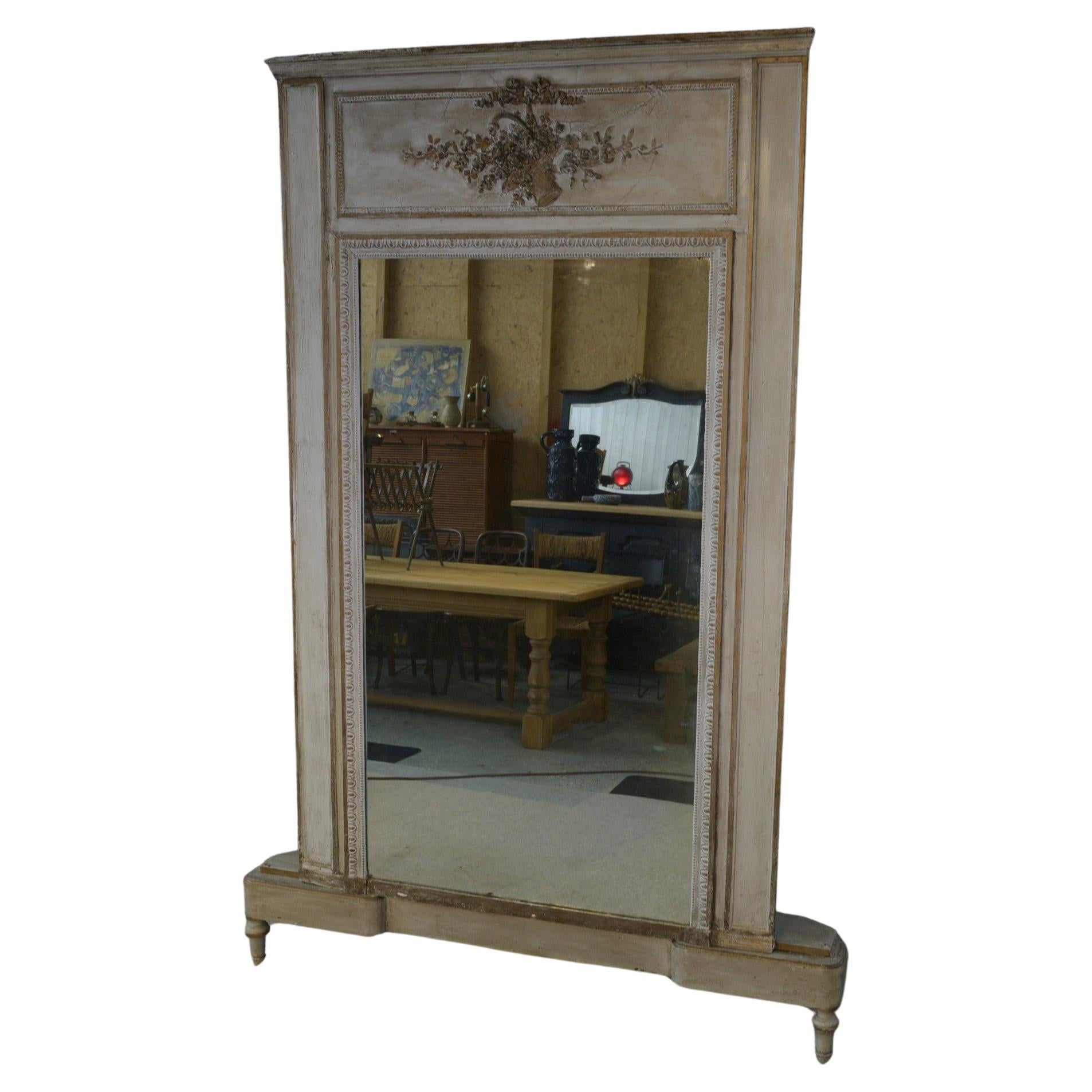 Grand miroir Napoléon III patiné XIXème en vente