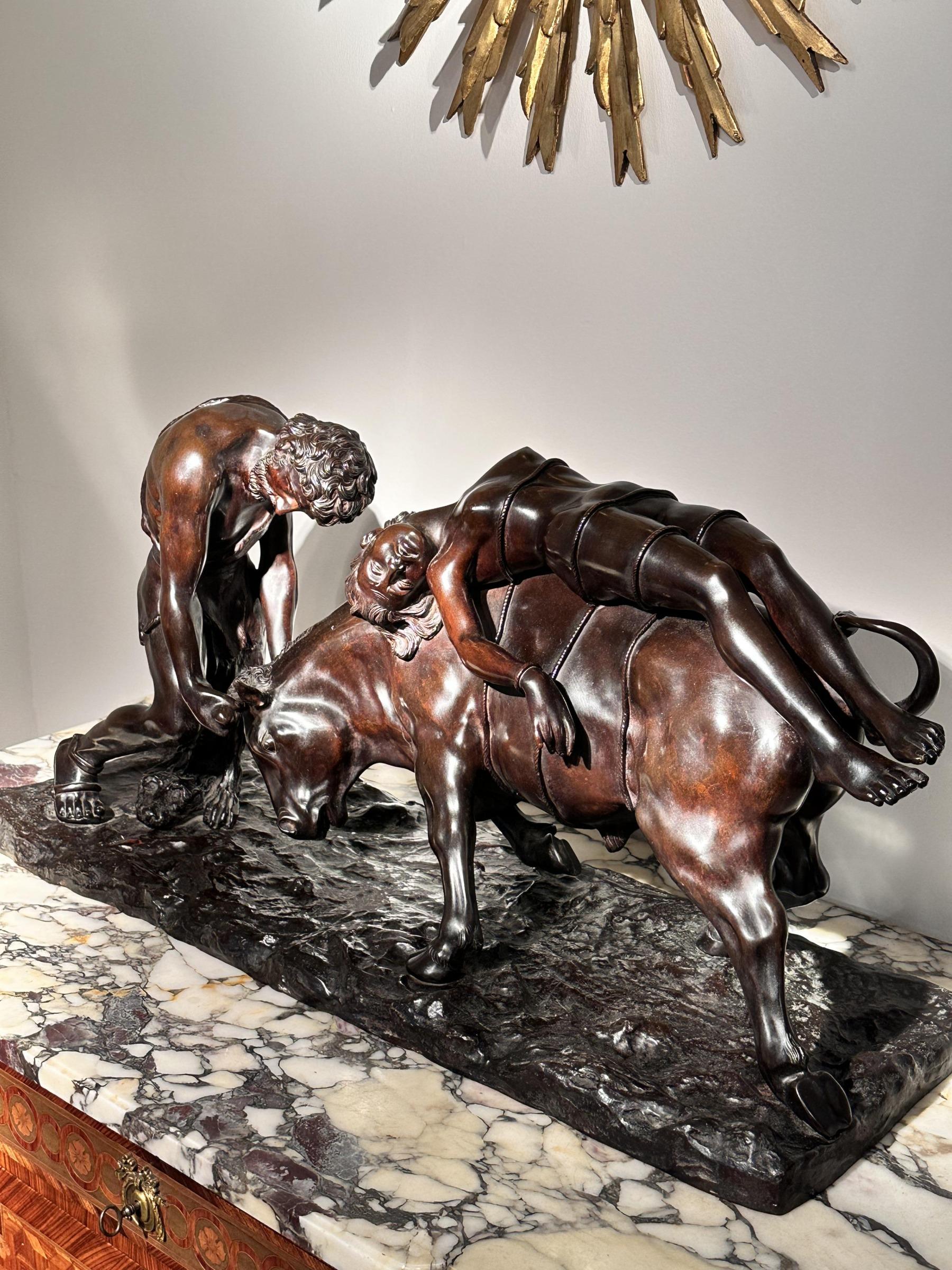 Inizio XX secolo Grande bronzo napoletano raffigurante il rapimento di Europa di Vincenzo Cinque