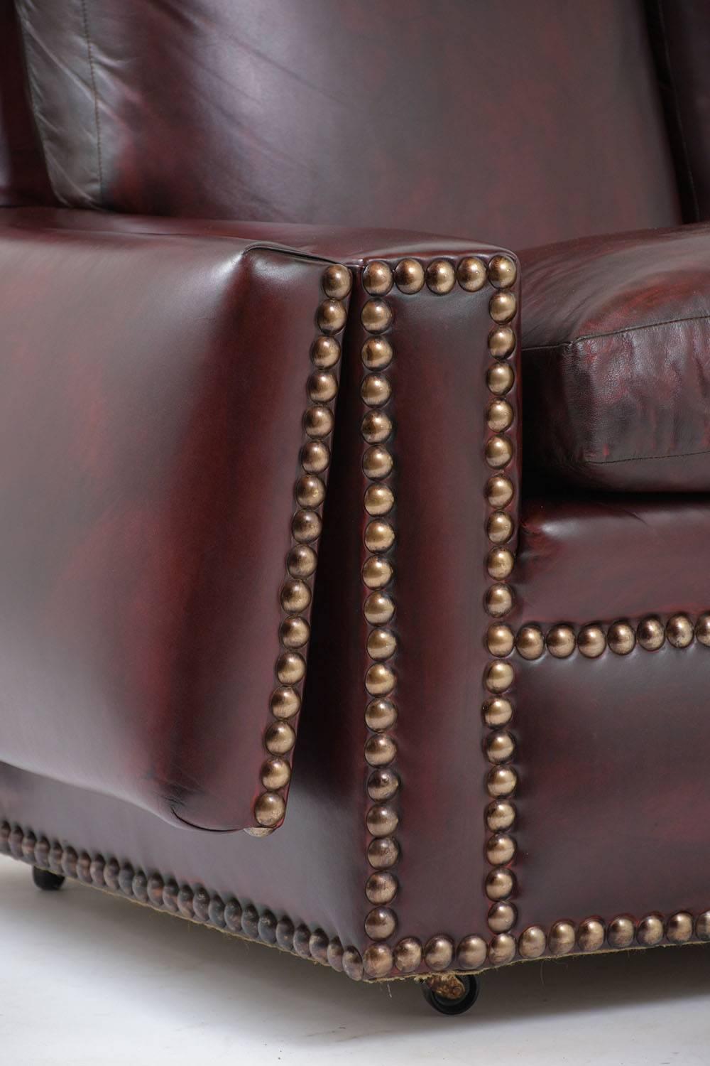Grand Neoclassical Style Comfortable Three-Seat Leather Sofa 1