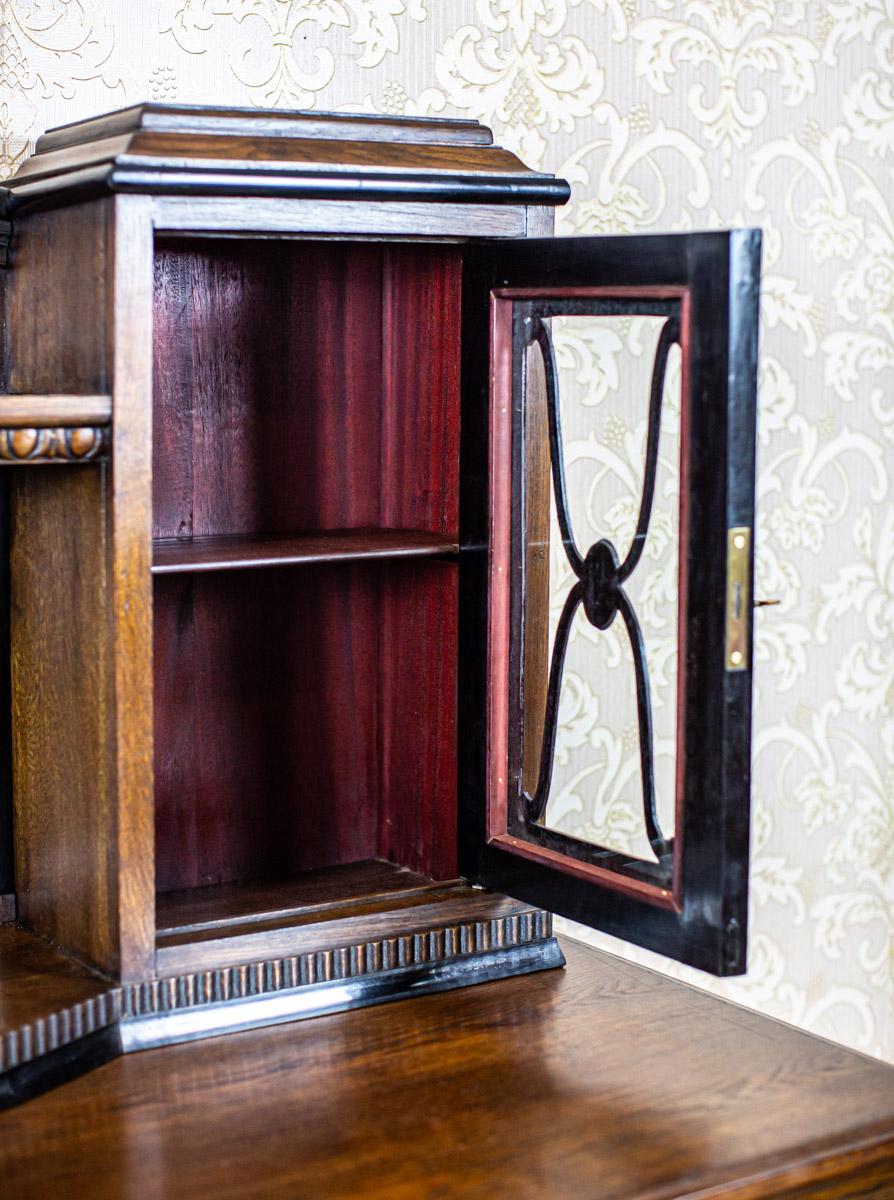 Grand Oak Veener Buffet From the Interwar Period For Sale 2