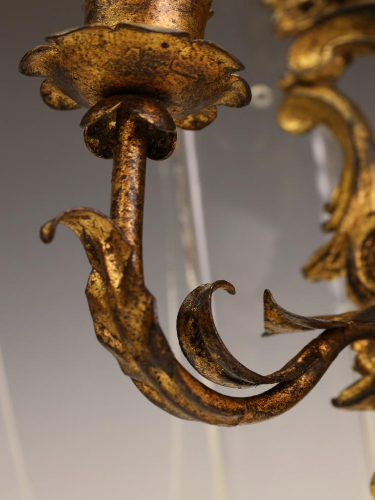 Grande coppia di antiche applique rococò in legno dorato (inizio XX secolo) in vendita 8