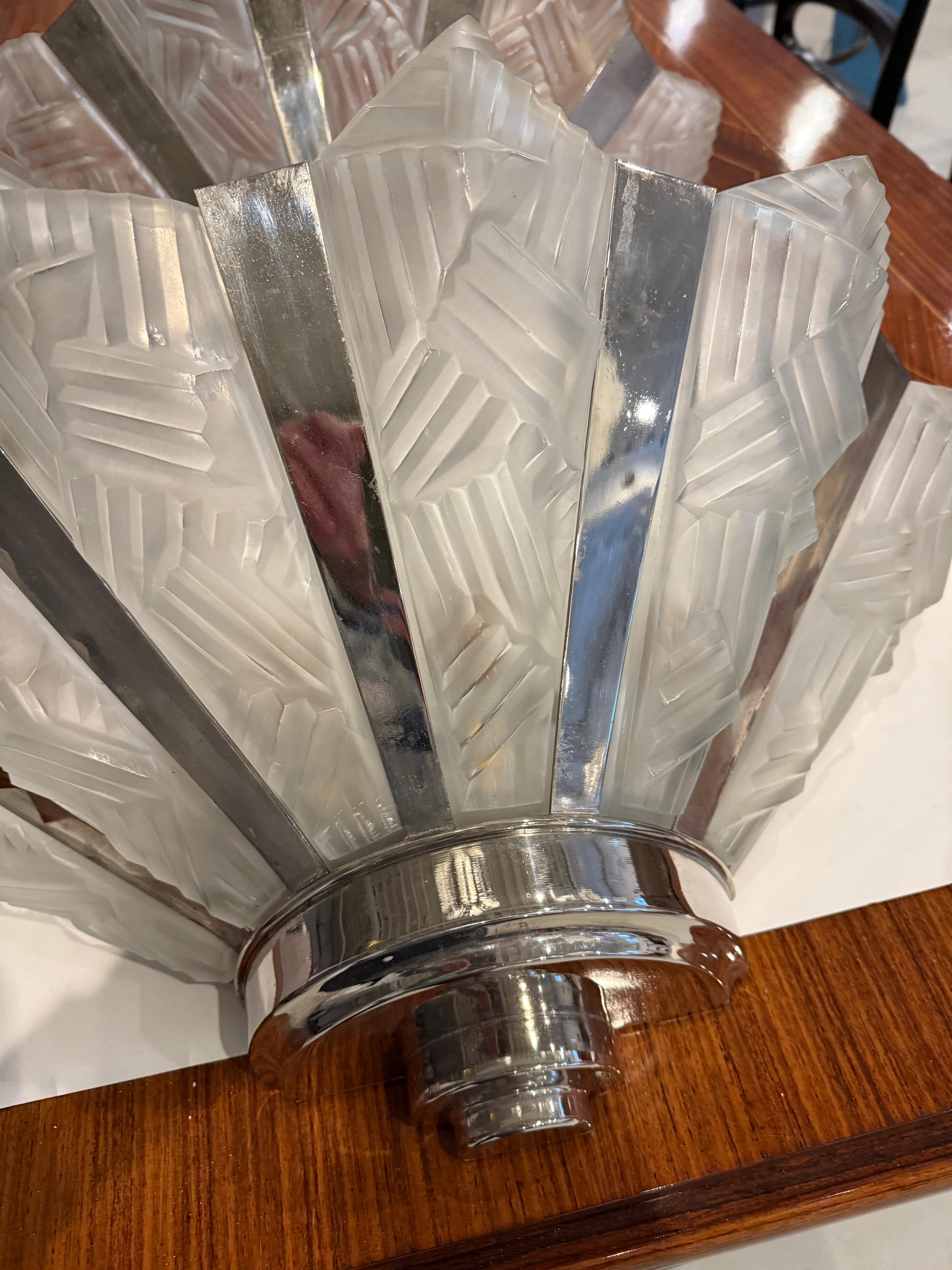 Grand Pair of French Art Deco Geometric Wall Sconces by Degue For Sale 2