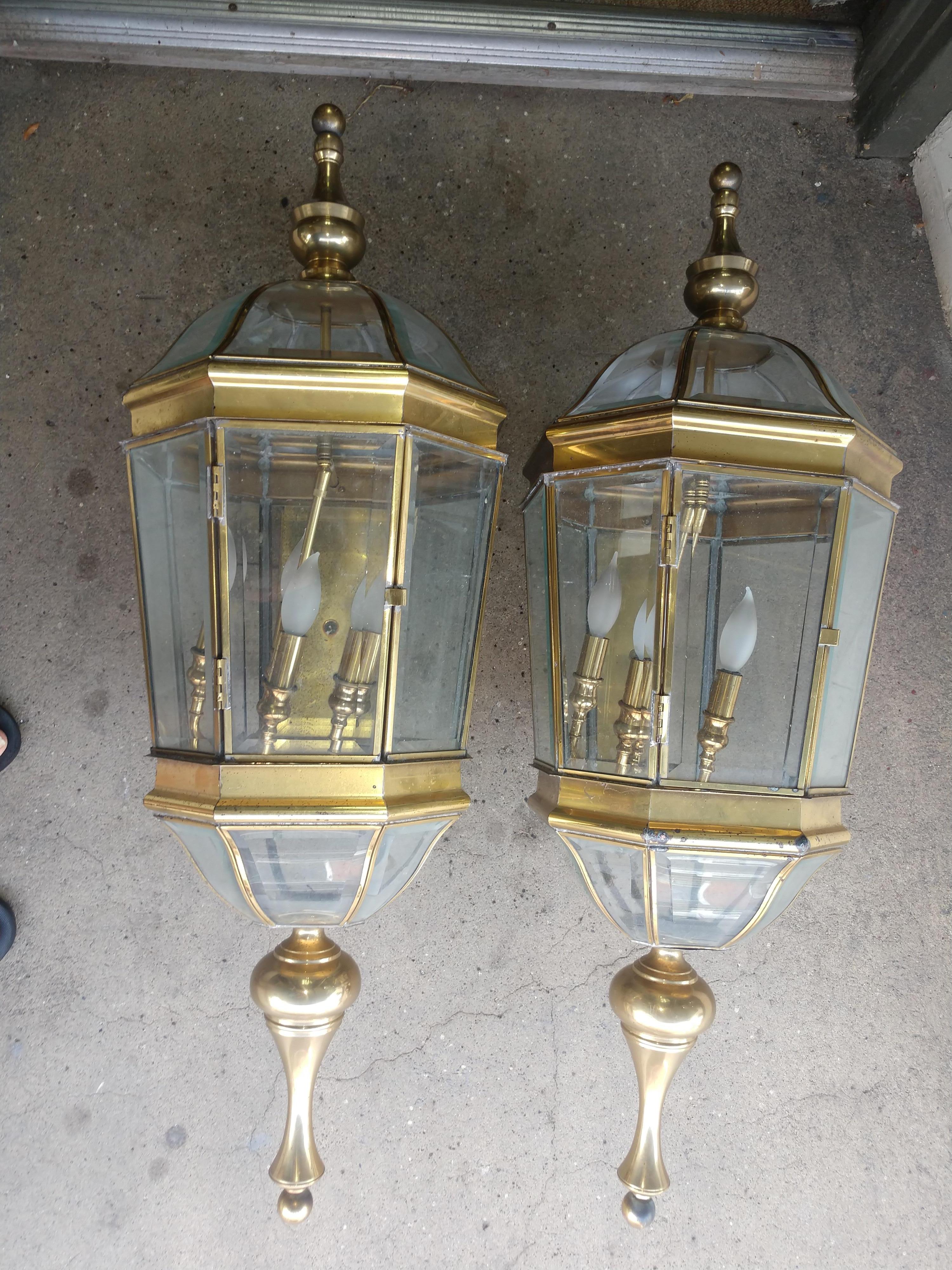 Late 20th Century Grand Pair of Large Brass with Beveled Glass Carriage Lamps For Sale