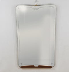 Grand miroir mural en cerisier et laiton de Paolo Buffa, Italie du milieu du siècle, vers 1940