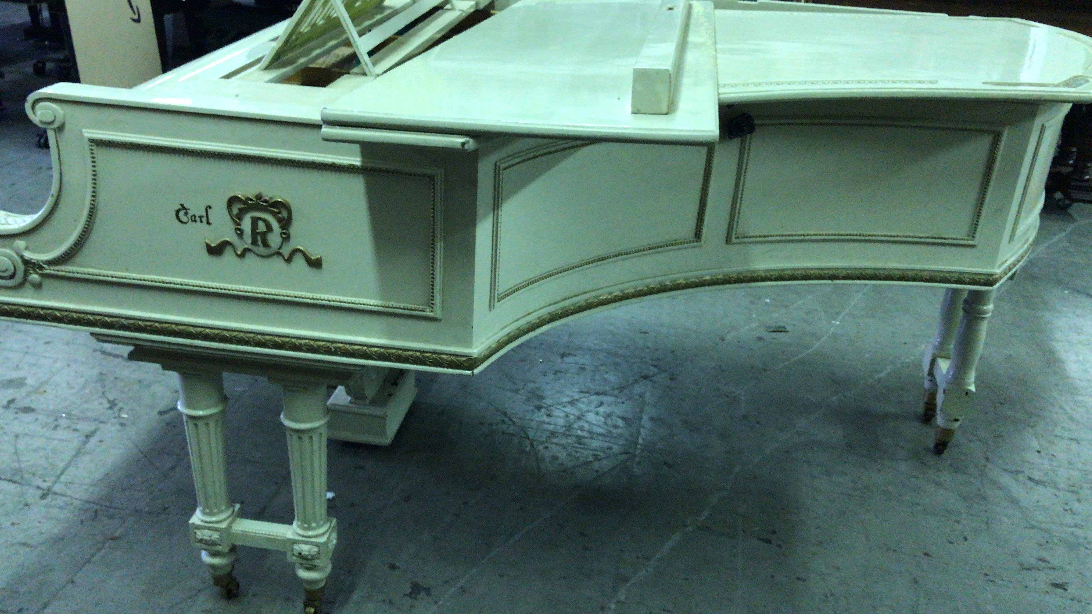 Victorien tardif Grand Piano russe Romanov Tsar Nicholas Connection, Or blanc, Incl. Restauration en vente