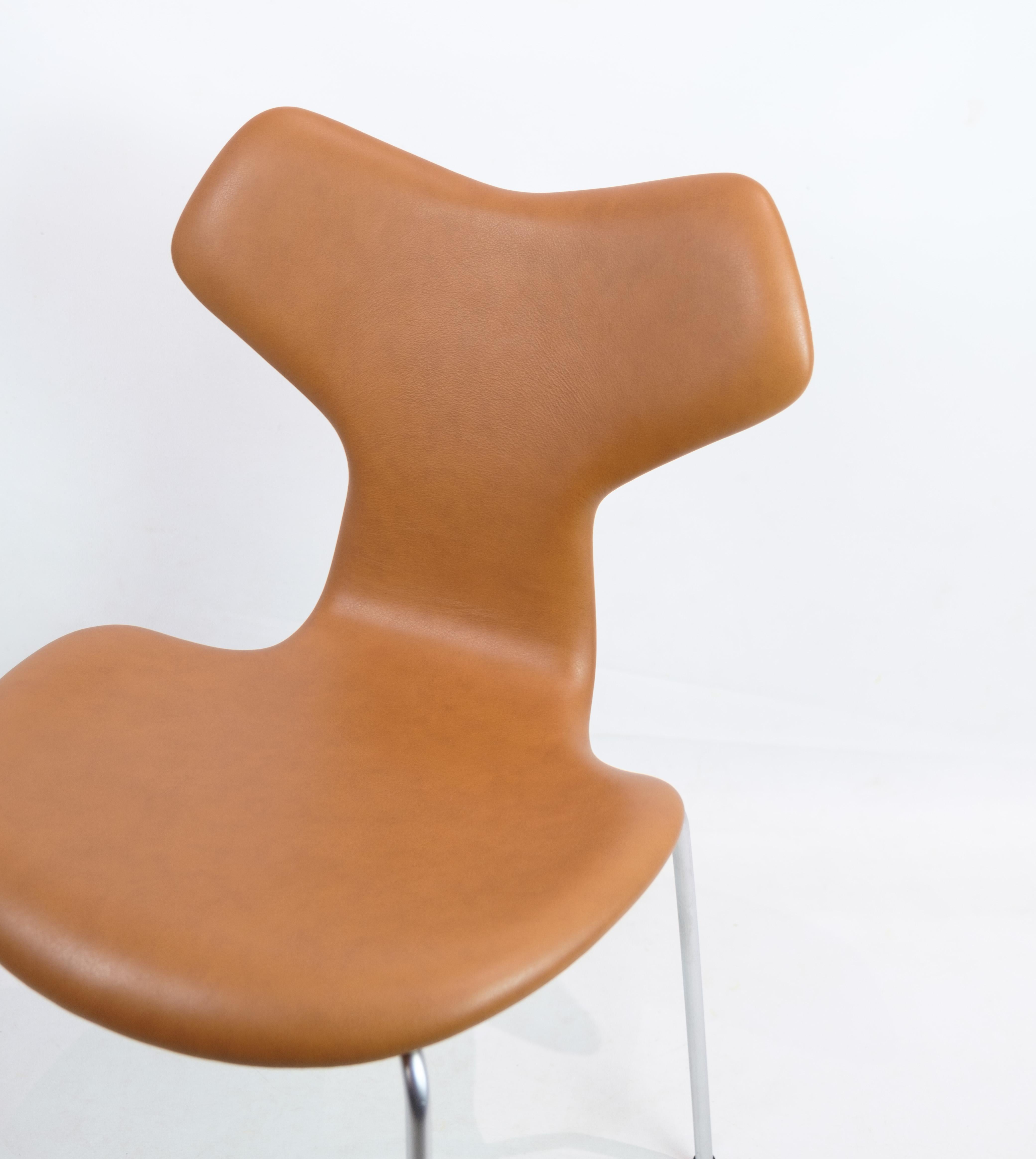 Grand Prix chair, Model 3130, Arne Jacobsen, 1957 2