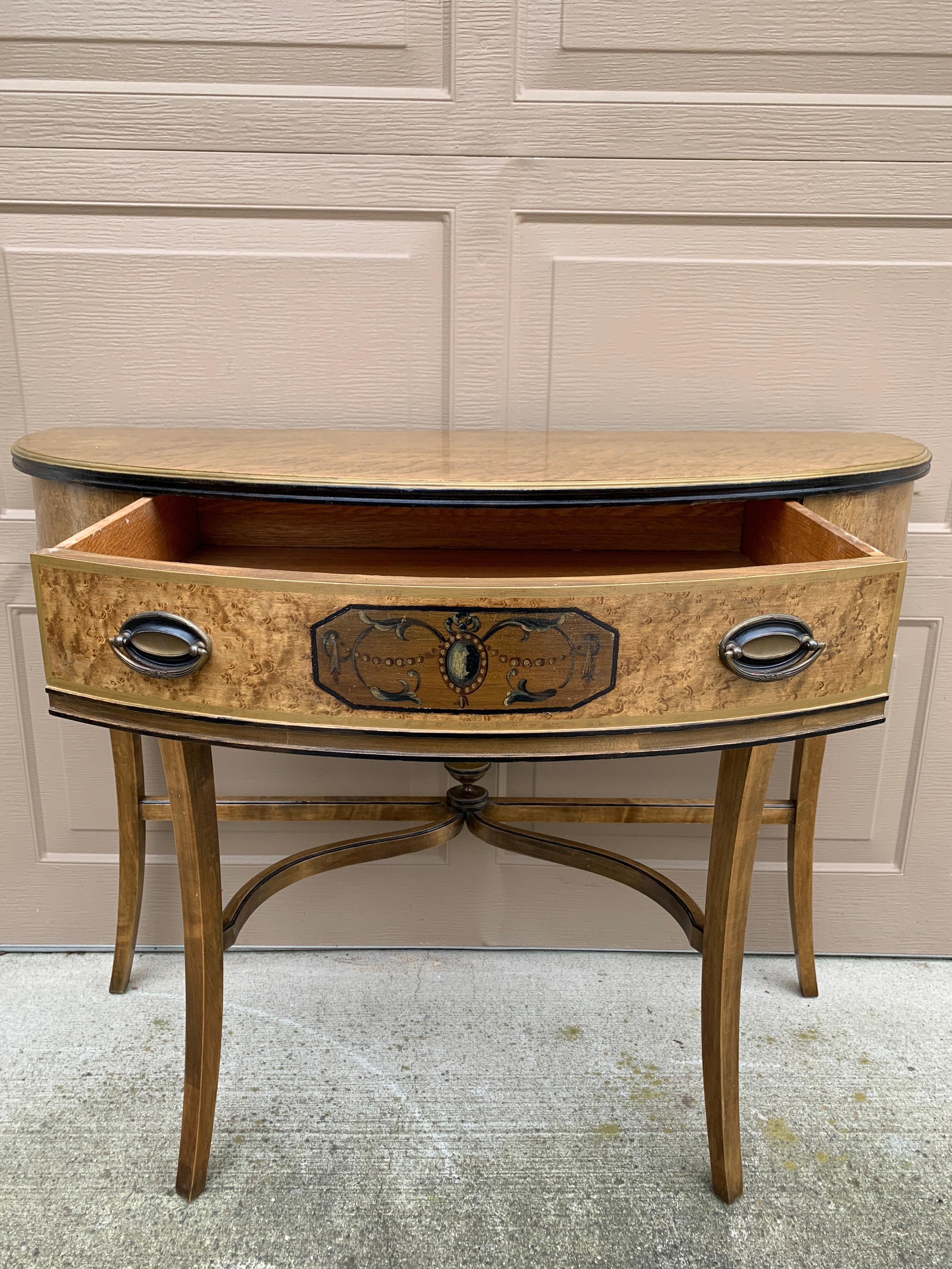 Grand Rapids Imperial Furniture Regency Vogelaugenahorn Demilune Konsolentisch im Angebot 3